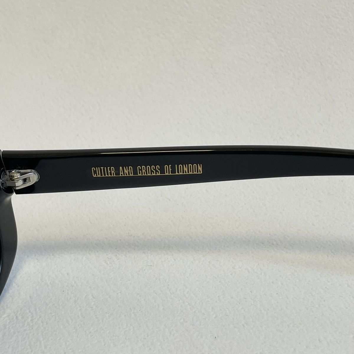 Cutler and Gross Black 70s Style ‘Rounded Edge’ Sunglasses Size ONE SIZE - 10 Thumbnail