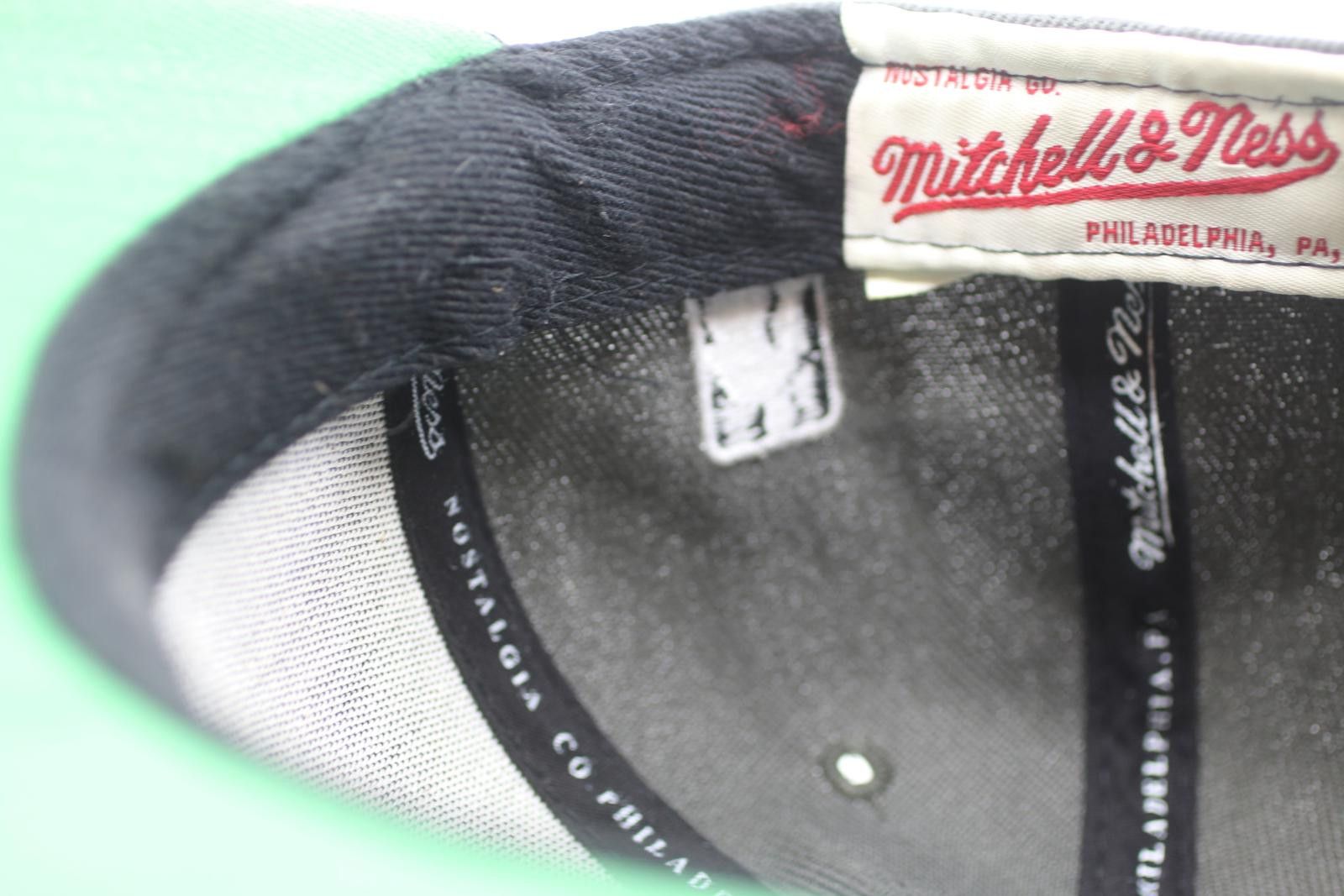 Point Zero Milwaukee Bucks Mitchell & Ness Snapback Hat Hardwood NBA Size ONE SIZE - 9 Thumbnail