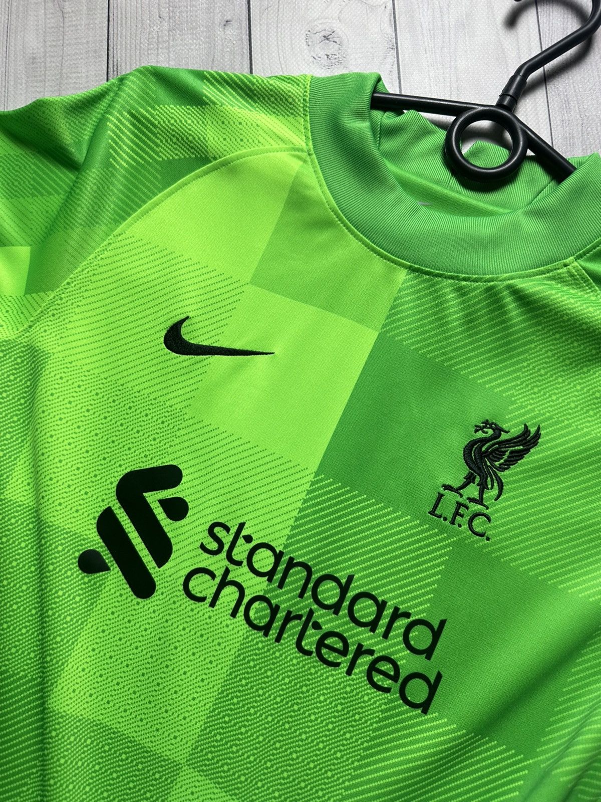 Nike × Vintage Vintage Nike Liverpool green soccer jersey size Xs rare Size US XS / EU 42 / 0 - 5 Thumbnail