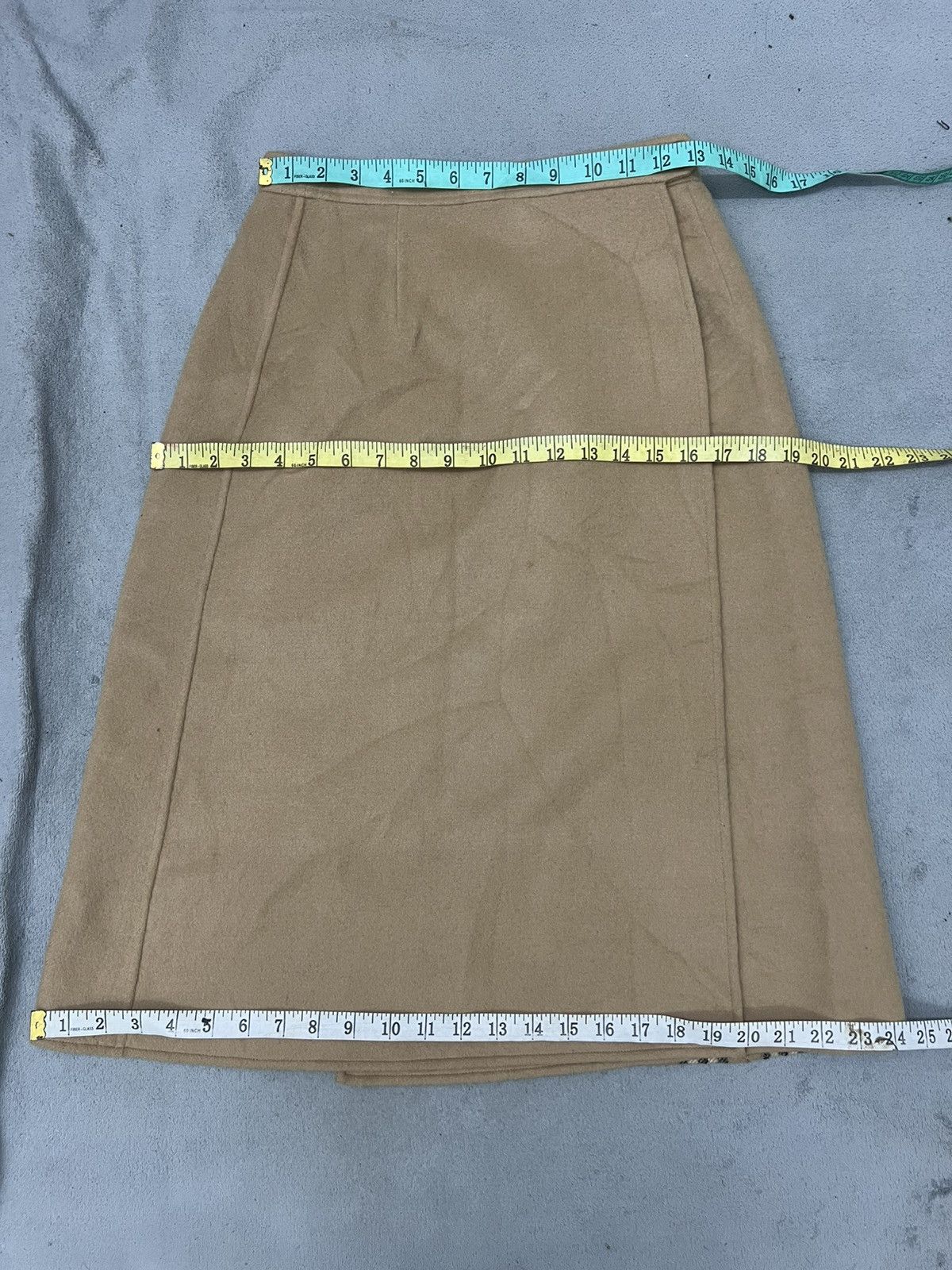 Burberry BURBERRY WRAP SKIRT WOOL Size 26" / US 2 / IT 38 - 11 Thumbnail