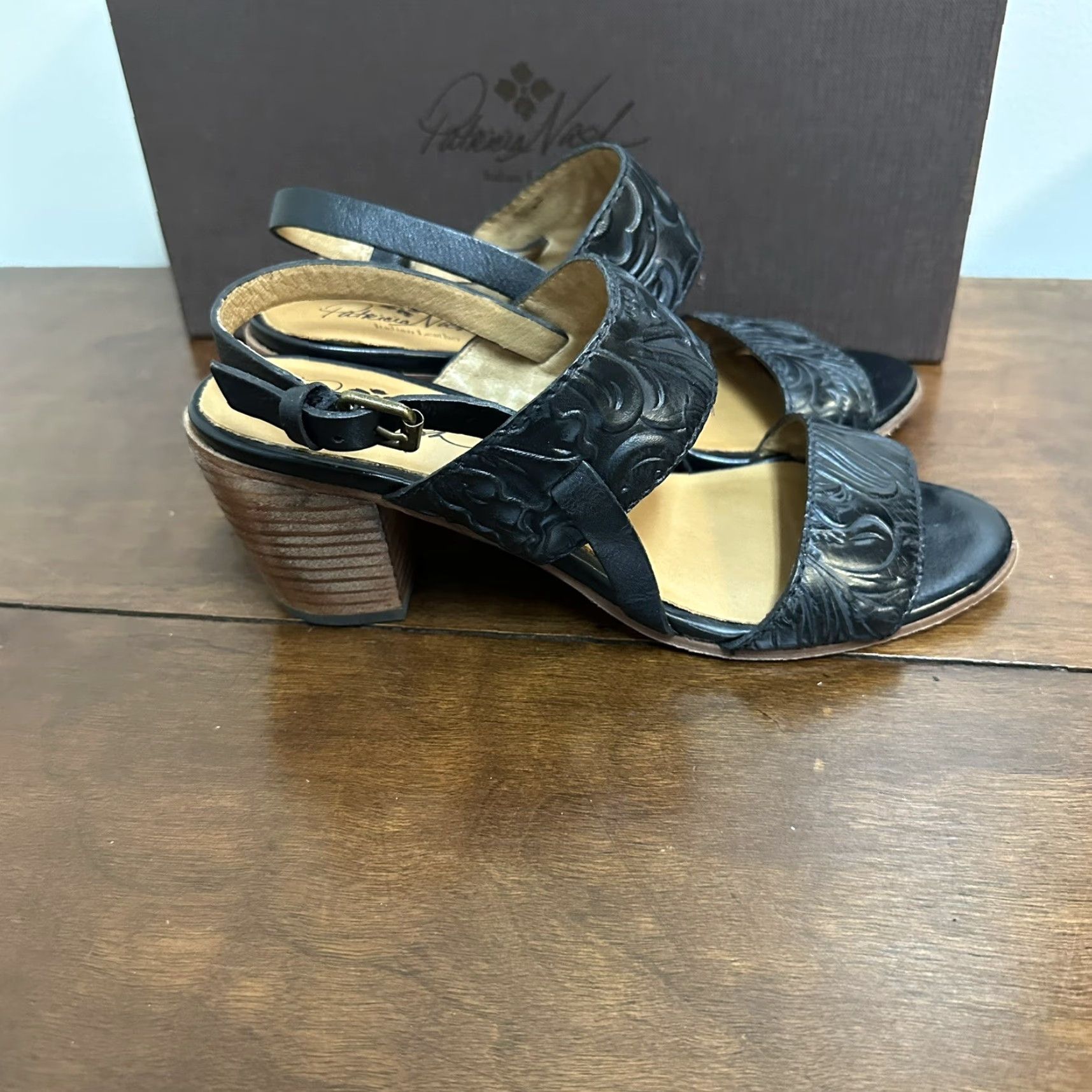 Patricia Nash Romana Italian Tooled Leather Block Heeled Sandals Size US 7 Womens Sandal Black Leather Block Heel Slingback 7 Italian Floral Theme
