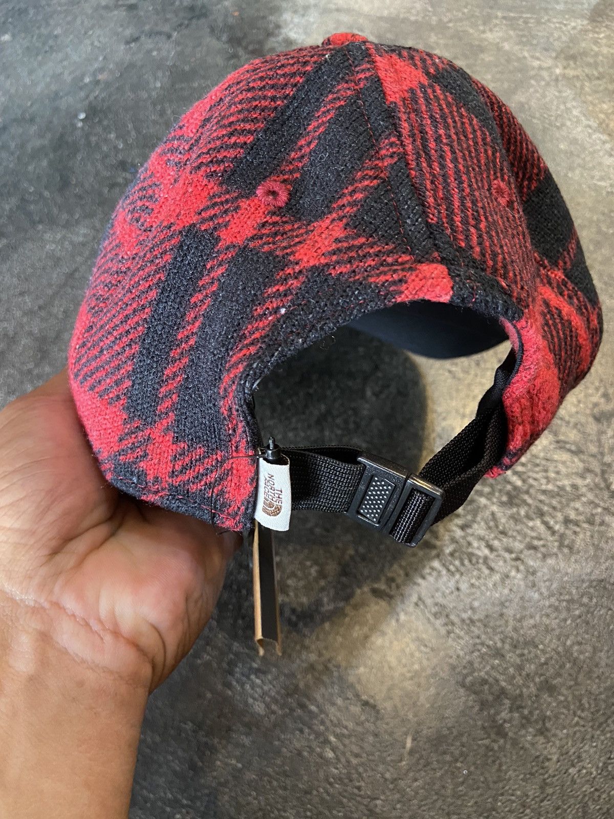 The North Face The North Face Gordon Plaid Ball Cap Red / Black Size ONE SIZE - 3 Thumbnail