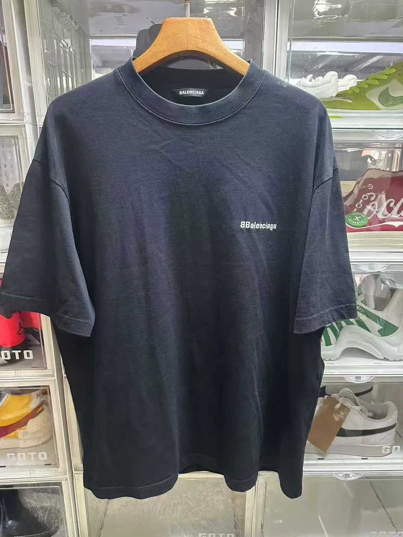 Balenciaga Balenciaga short sleeves Size US S / EU 44-46 / 1 - 1 Thumbnail