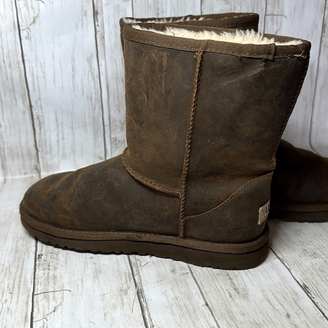 Ugg Ugg Short Dark Brown Leather Water Resistant Winter Boots size 5 Size 27" / US 4 / IT 40 - 5 Thumbnail