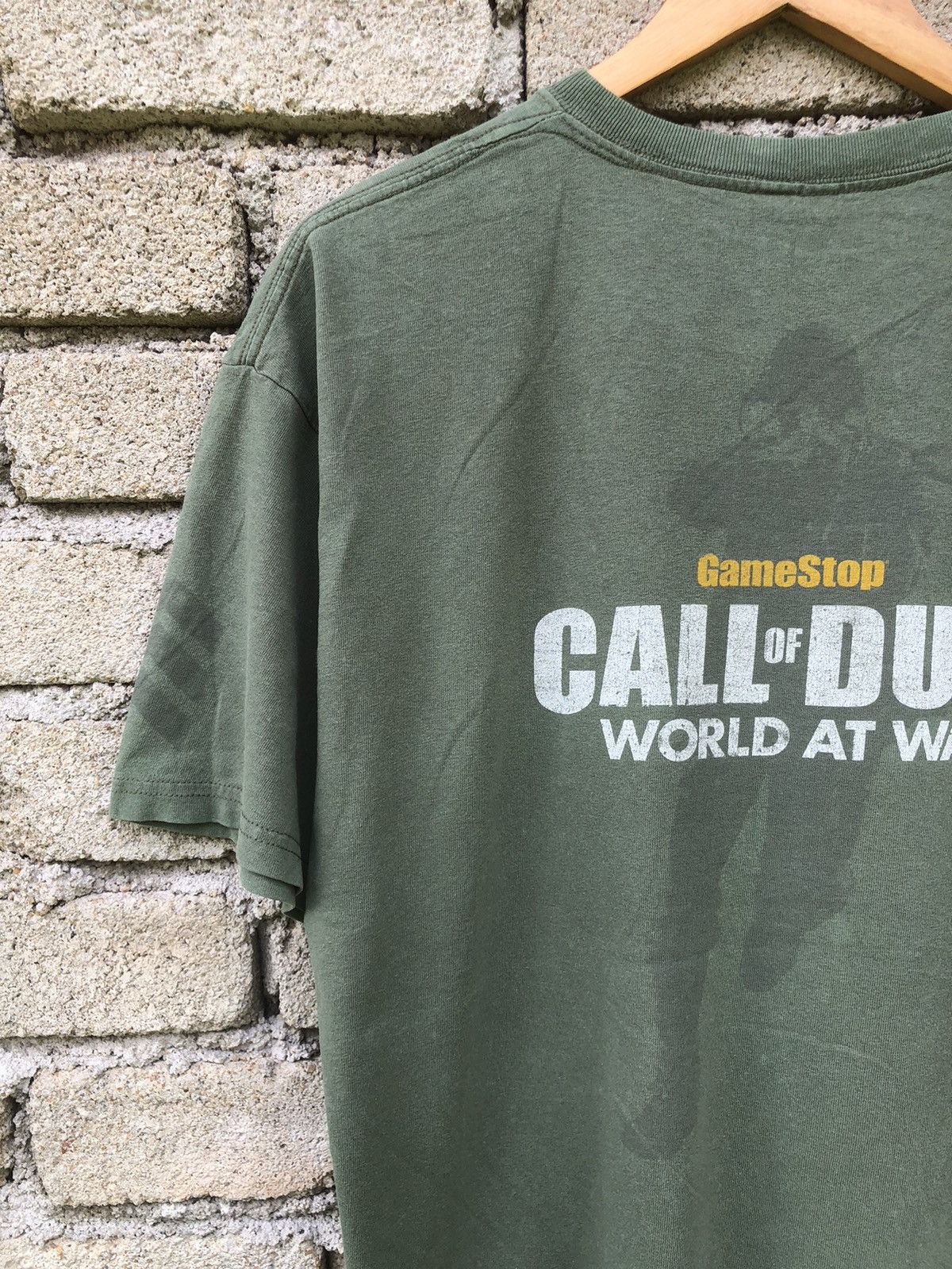 Vintage Vintage Sunfaded Call Of Duty Advance Team Backhit Tee Size US L / EU 52-54 / 3 - 5 Thumbnail