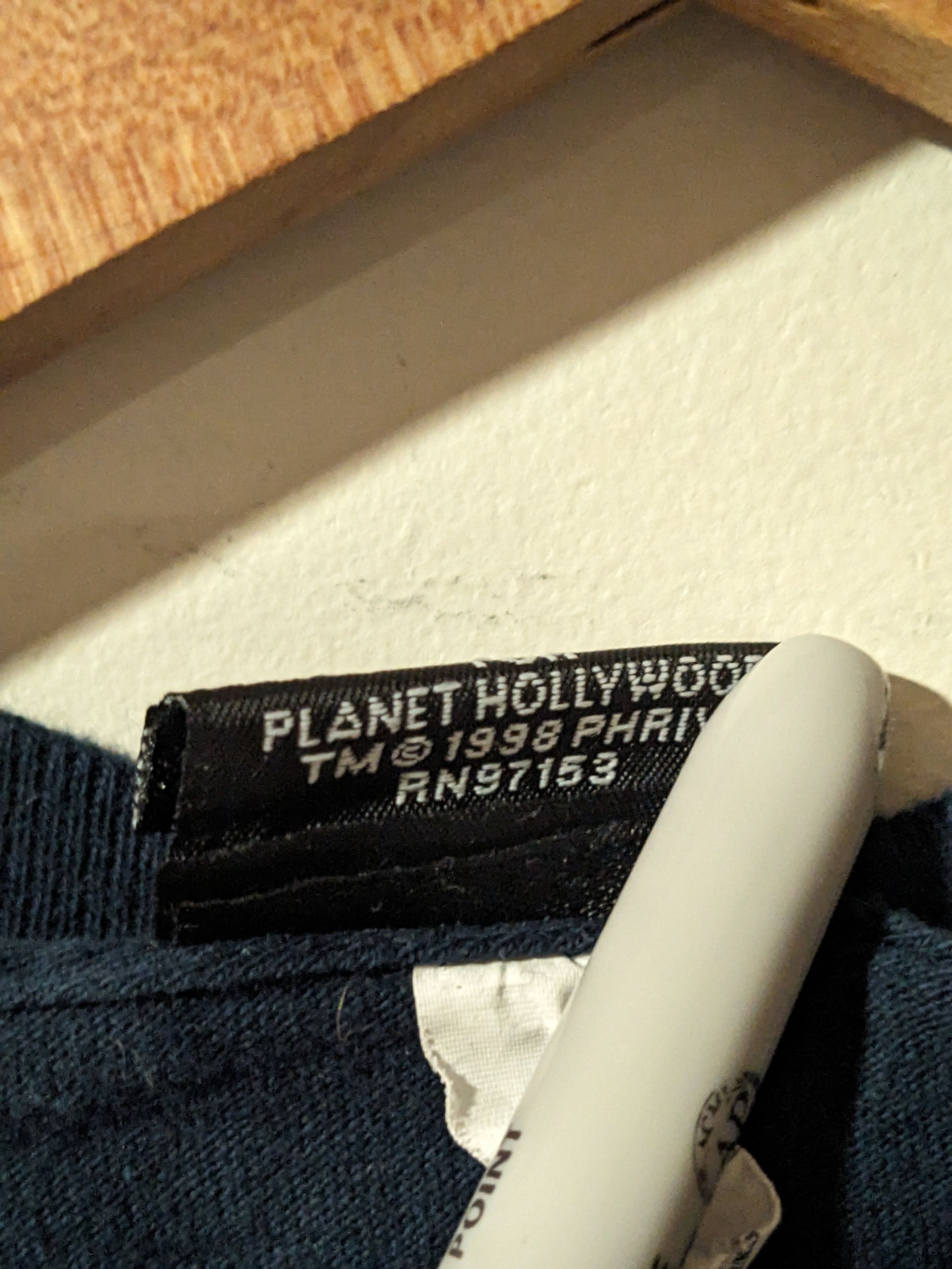 Planet Hollywood × Vintage Vintage 1998 Planet Hollywood Orlando Dragon Medium T-Shirt Size US M / EU 48-50 / 2 - 7 Thumbnail