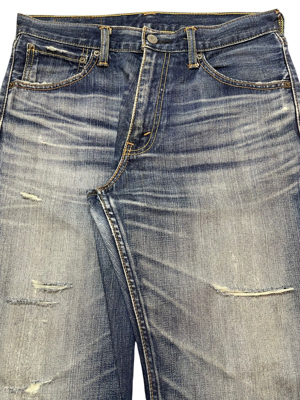 Levi's Vintage 90s Levis 703 Blue Faded Wash Distressed Baggy Jeans Size US 31 - 4 Thumbnail