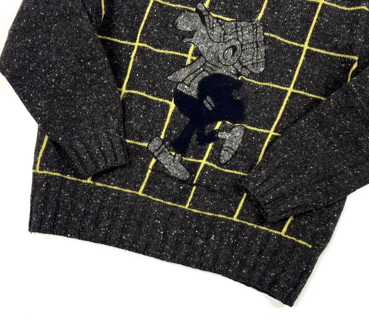 Iceberg Vintage Auth 1995 Iceberg History Andy Capp Sweater Size S/M Size US S / EU 44-46 / 1 - 9 Thumbnail
