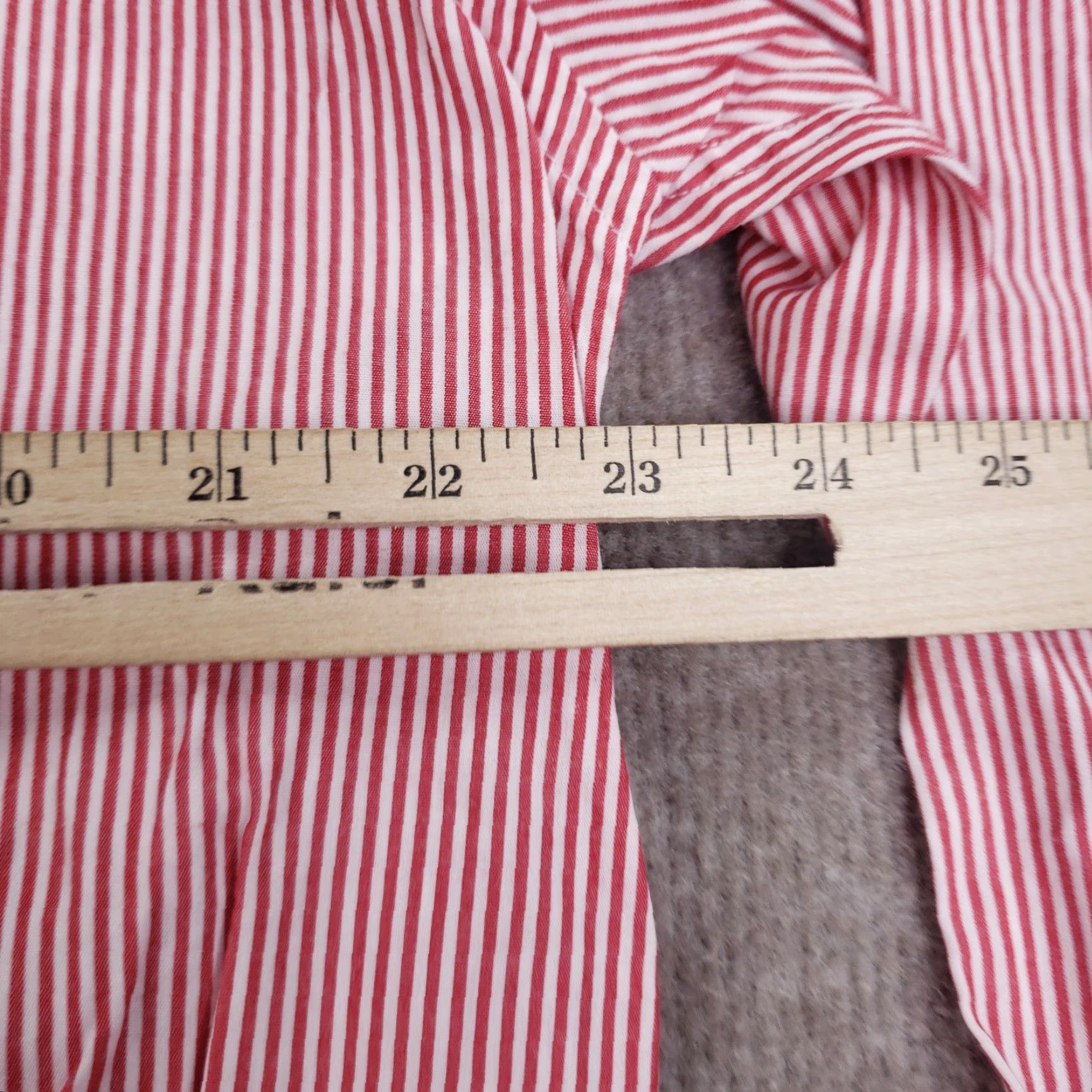 Tommy Hilfiger Tommy Hilfiger Button Down Shirt Mens Medium Red White Striped Casual Size US M / EU 48-50 / 2 - 3 Thumbnail