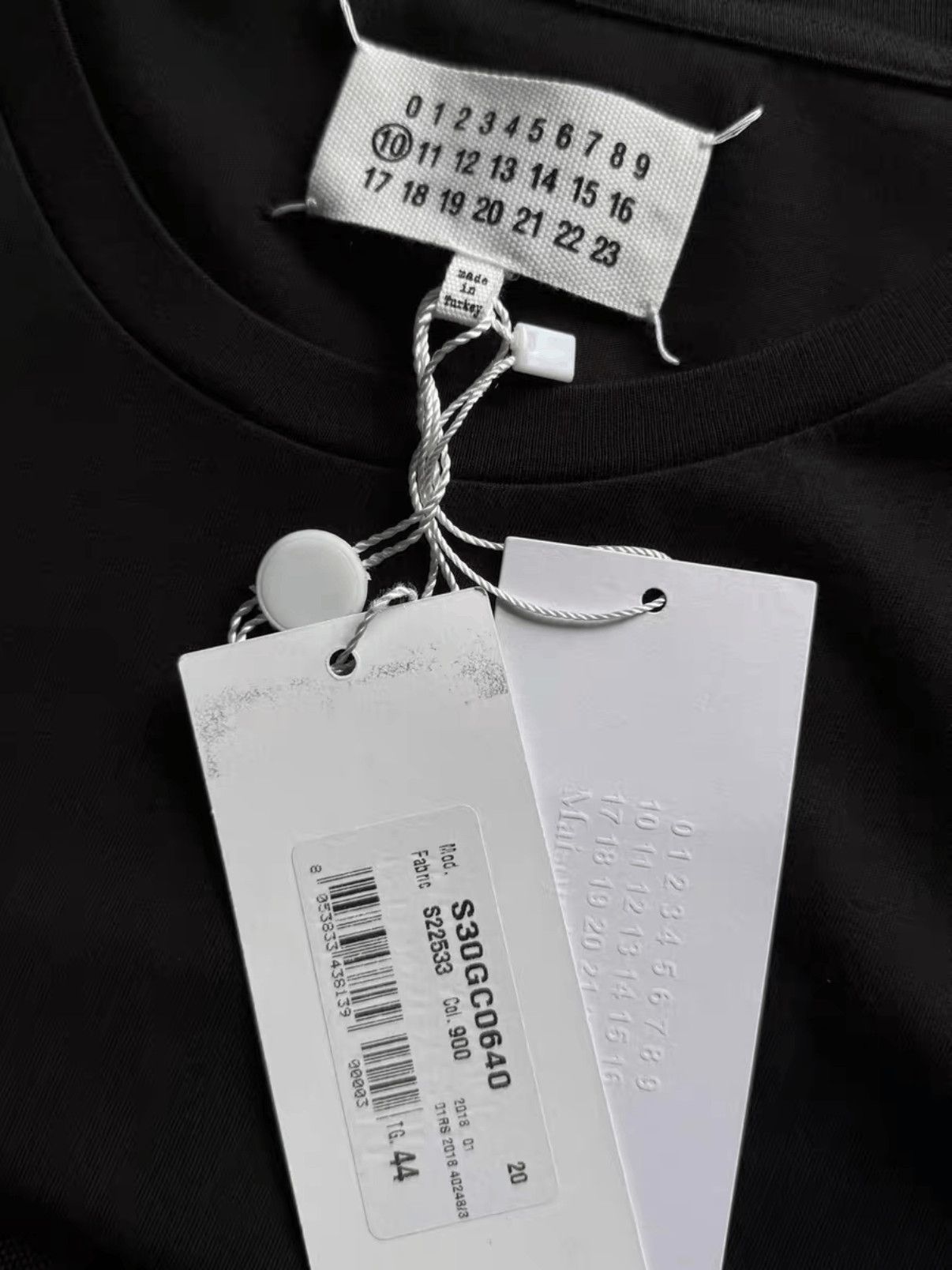 Maison Margiela Sz 44 Maison Margiela 18SS Basic Black Tee mojos21521025 Size US S / EU 44-46 / 1 - 4 Thumbnail