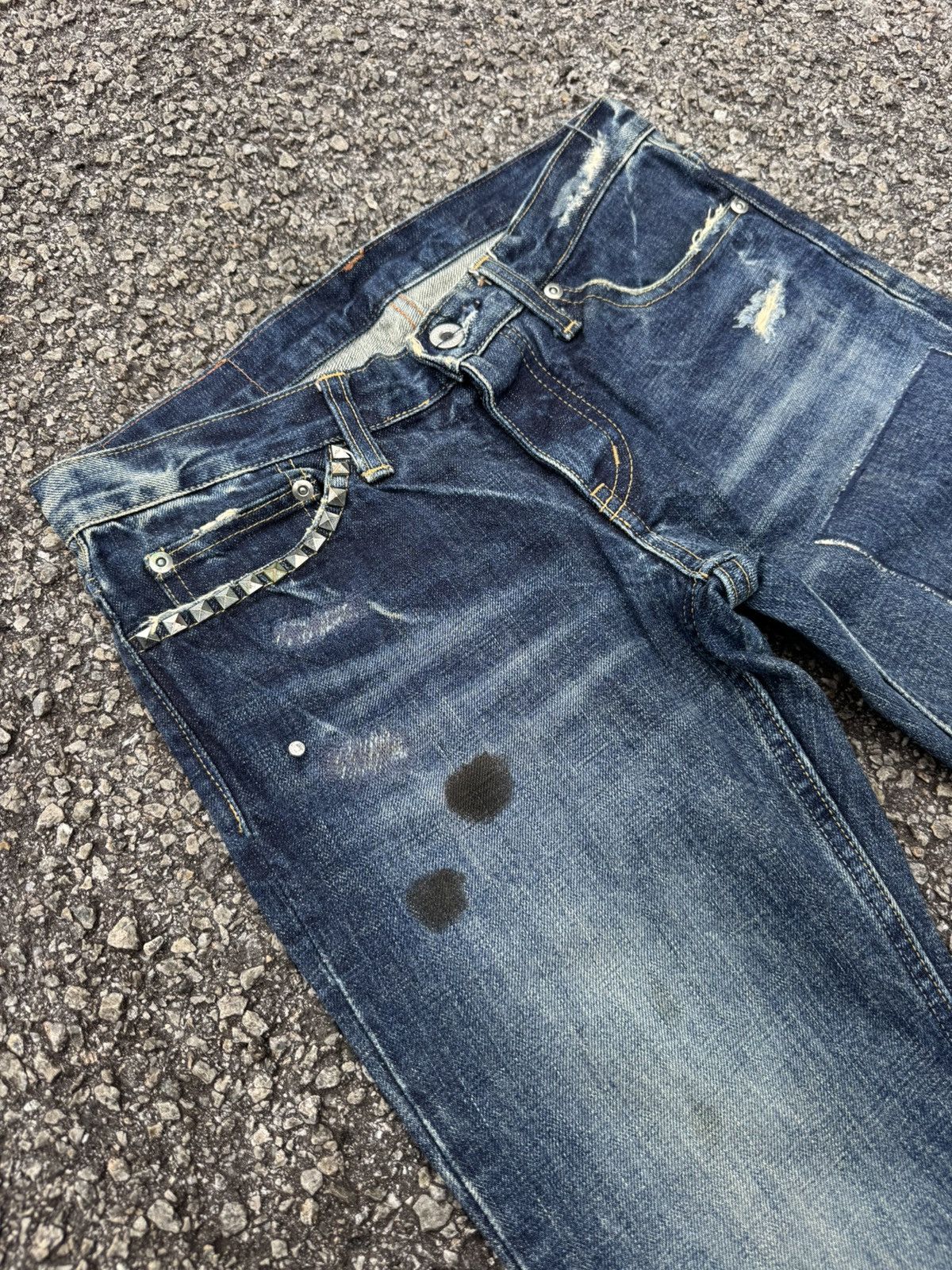 Hysteric Glamour HYSTERIC GLAMOUR JAPAN STUDDED UNISEX STYLE DISTRESSED JEANS Size US 29 - 5 Thumbnail