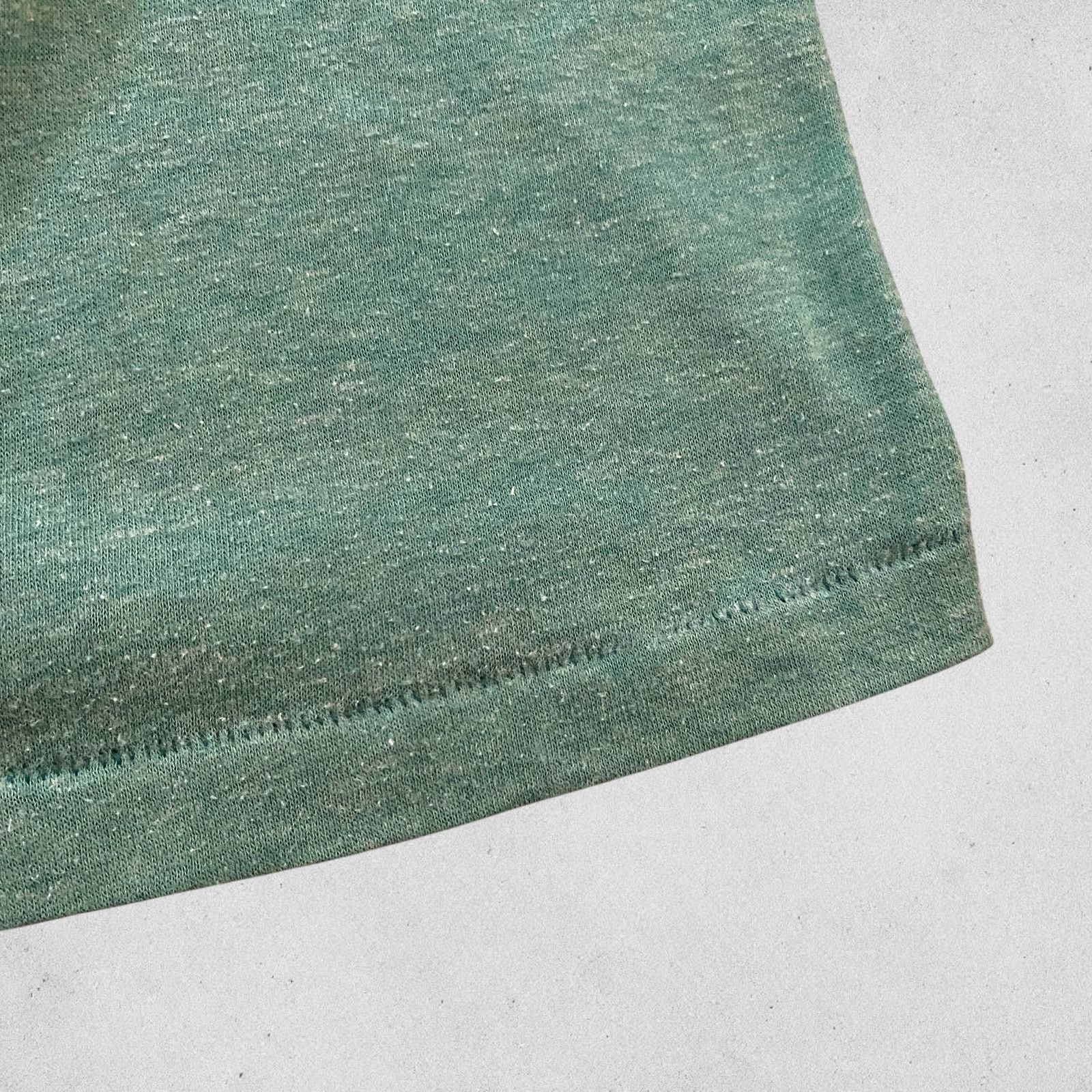 Vintage Vintage Classic Car Moq 11 Heather Green Paper Thin T Shirt Size US S / EU 44-46 / 1 - 7 Thumbnail