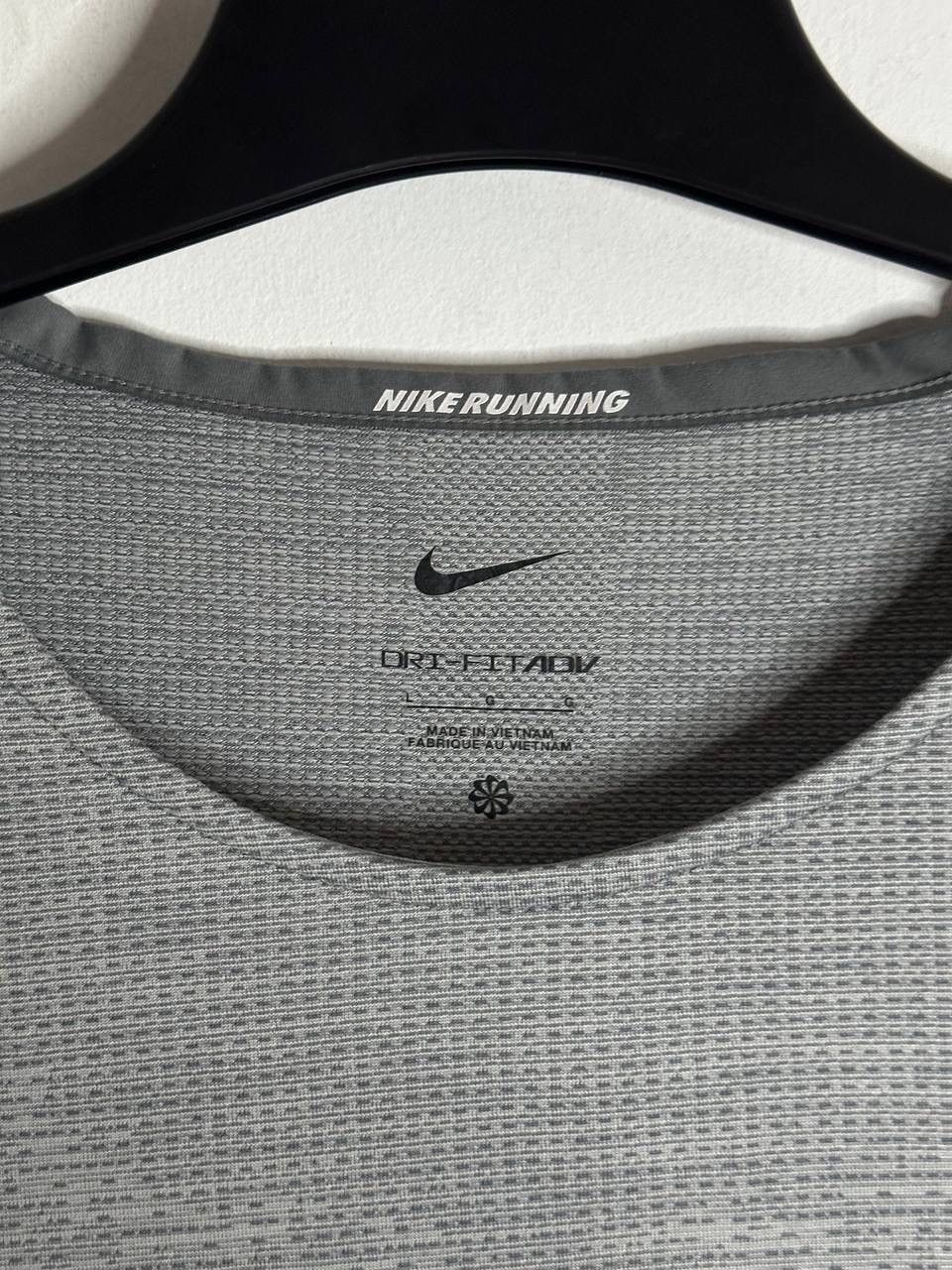 Nike Nike Dri-Fit ADV Running Tee L Reflective Performance Shirt Size US L / EU 52-54 / 3 - 4 Thumbnail