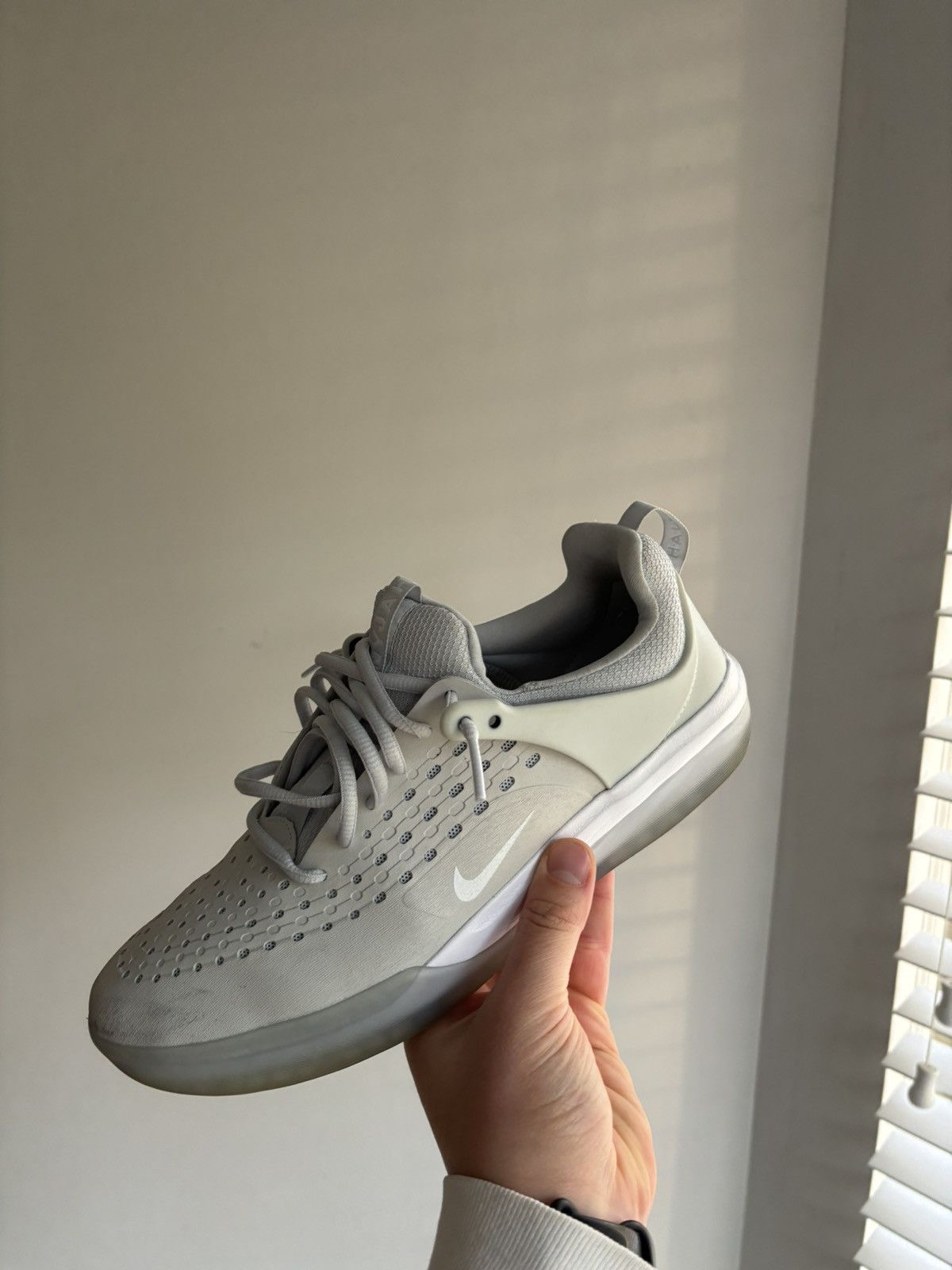 Nike SB Zoom Nyjah Free 3 Pure Platinum White Skate Shoes