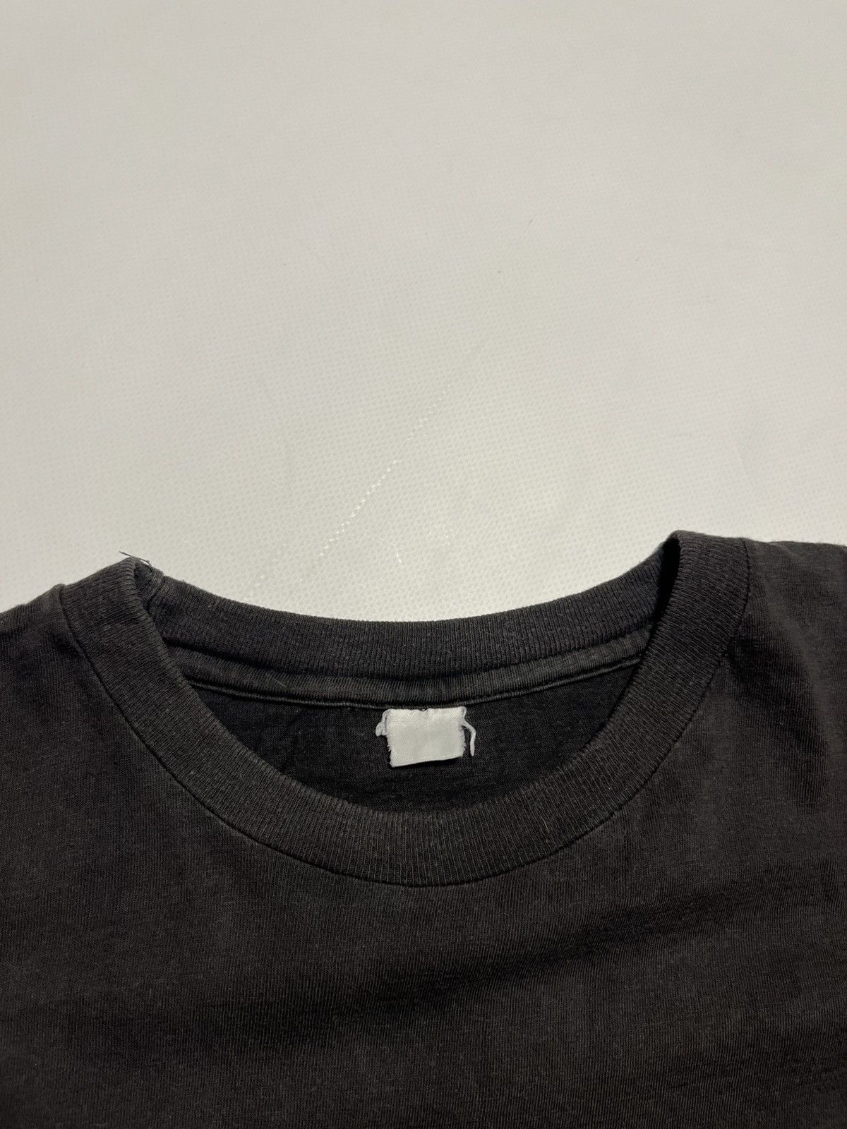 Vintage Vintage 90’s Perfectly Washed Single Stitch London Tee Size US M / EU 48-50 / 2 - 2 Thumbnail
