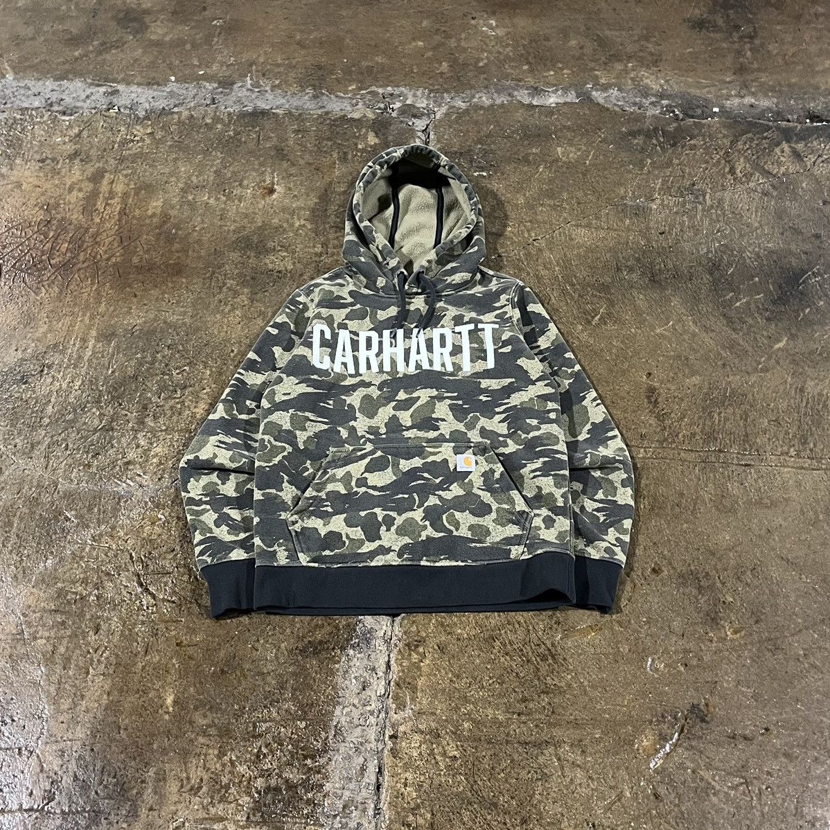 Carhartt Carhartt Camo Y2K Logo Hoodie Essential Skater Size Small Size US S / EU 44-46 / 1 - 1 Thumbnail