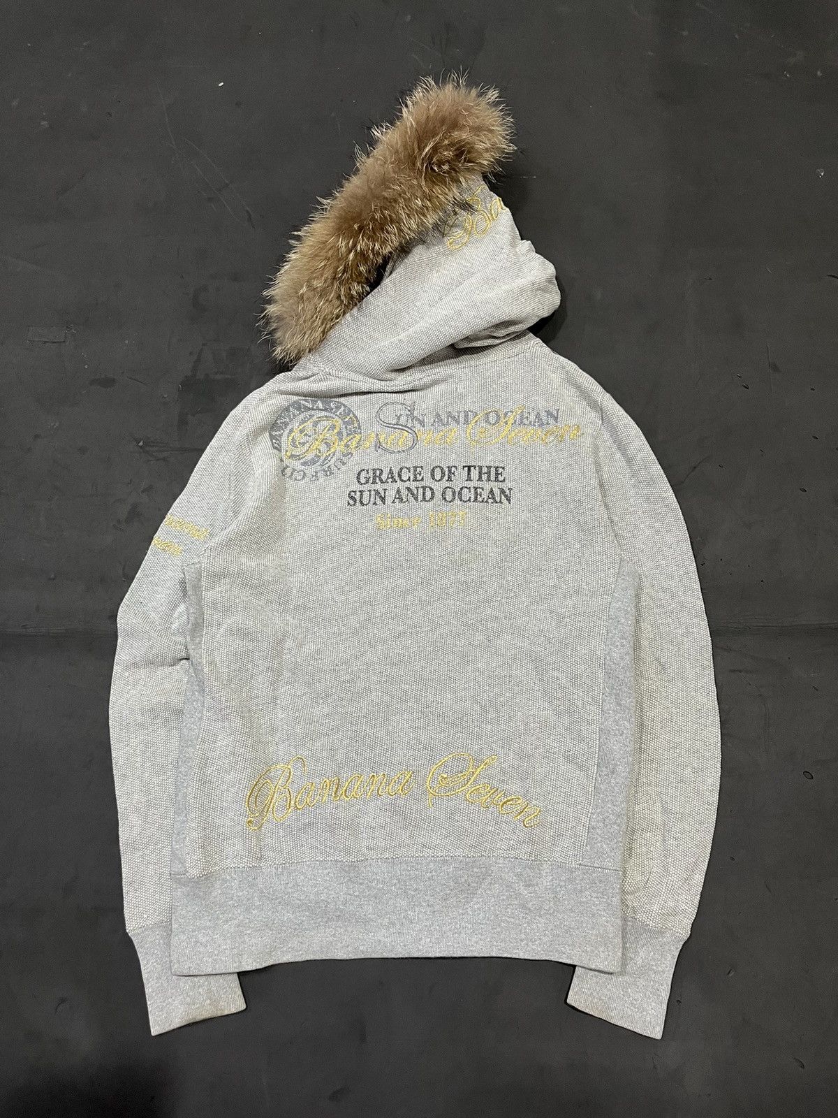 GOA Banana seven fur hoodie ifsixwasnine lgb styled Size US S / EU 44-46 / 1 - 2 Thumbnail