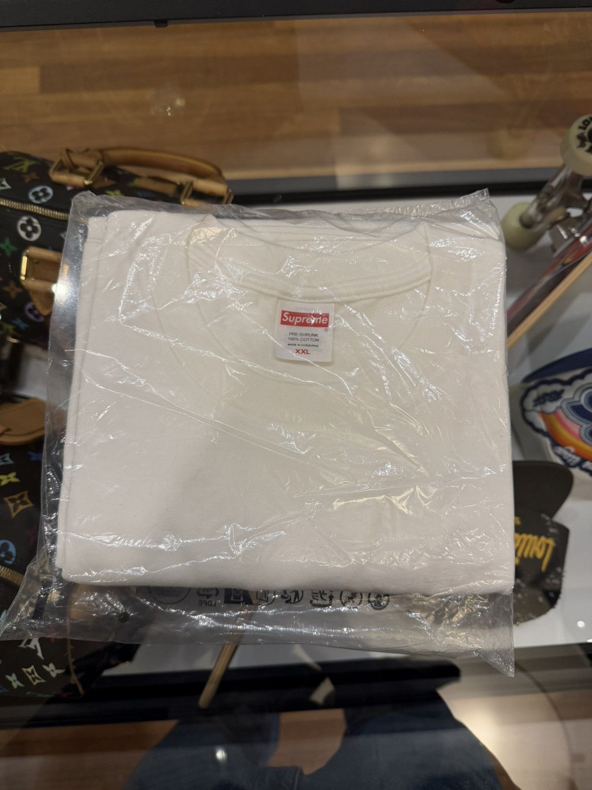 Supreme Supreme Arabic Box Logo Tee - White Size US XXL / EU 58 / 5 - 2 Thumbnail