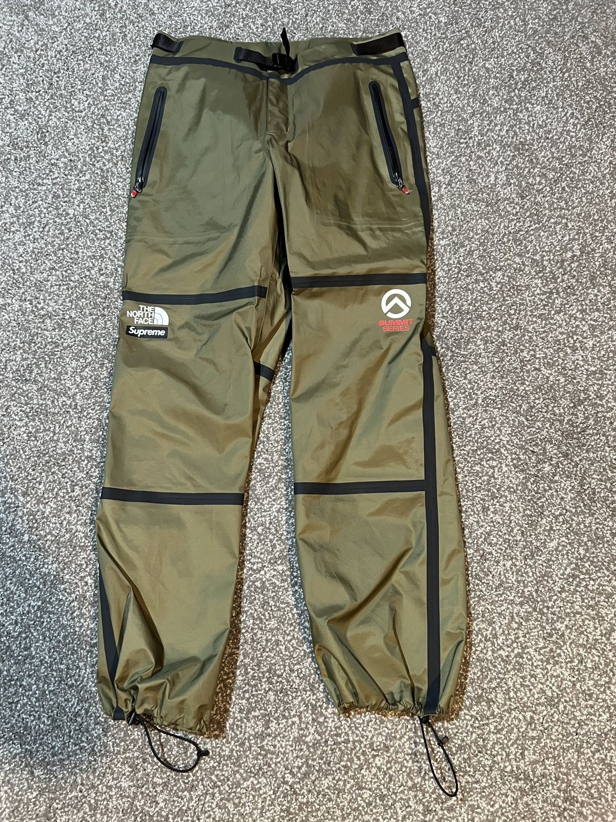 Supreme × The North Face Supreme the north face summit series