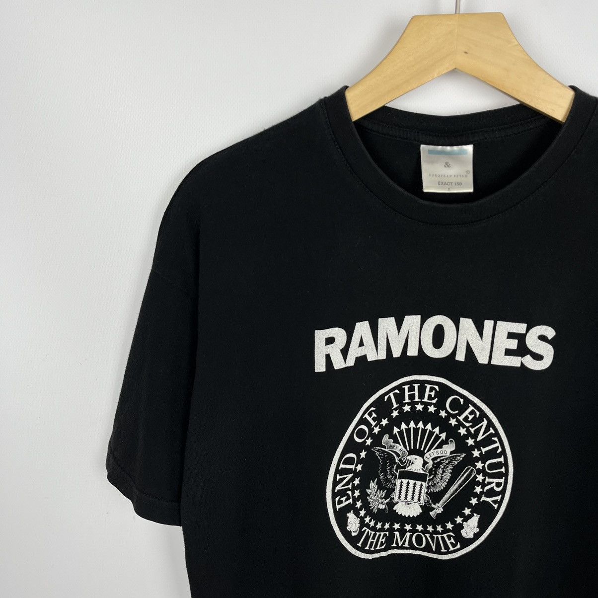 Band Tees Vintage Ramones punk rock band tee 2000’s Size US L / EU 52-54 / 3 - 5 Thumbnail