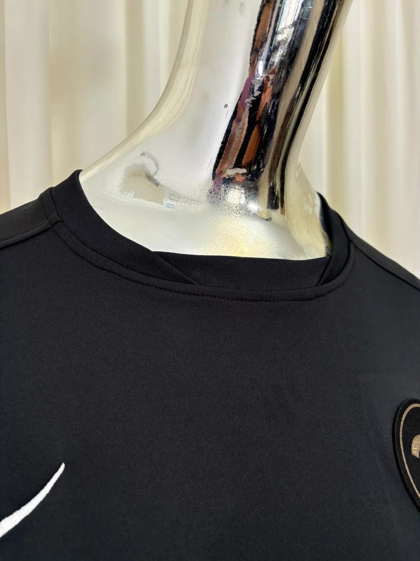 Chanel Vintage Chanel x Nike Japan Limited Short Sleeve T-Shirt XL Size US XL / EU 56 / 4 - 7 Thumbnail