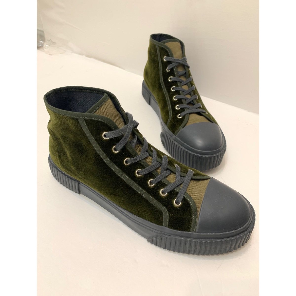 Theory THEORY CHUNKY VELVET HI-TOP SNEAKER Size US 11 / EU 44 - 1 Thumbnail