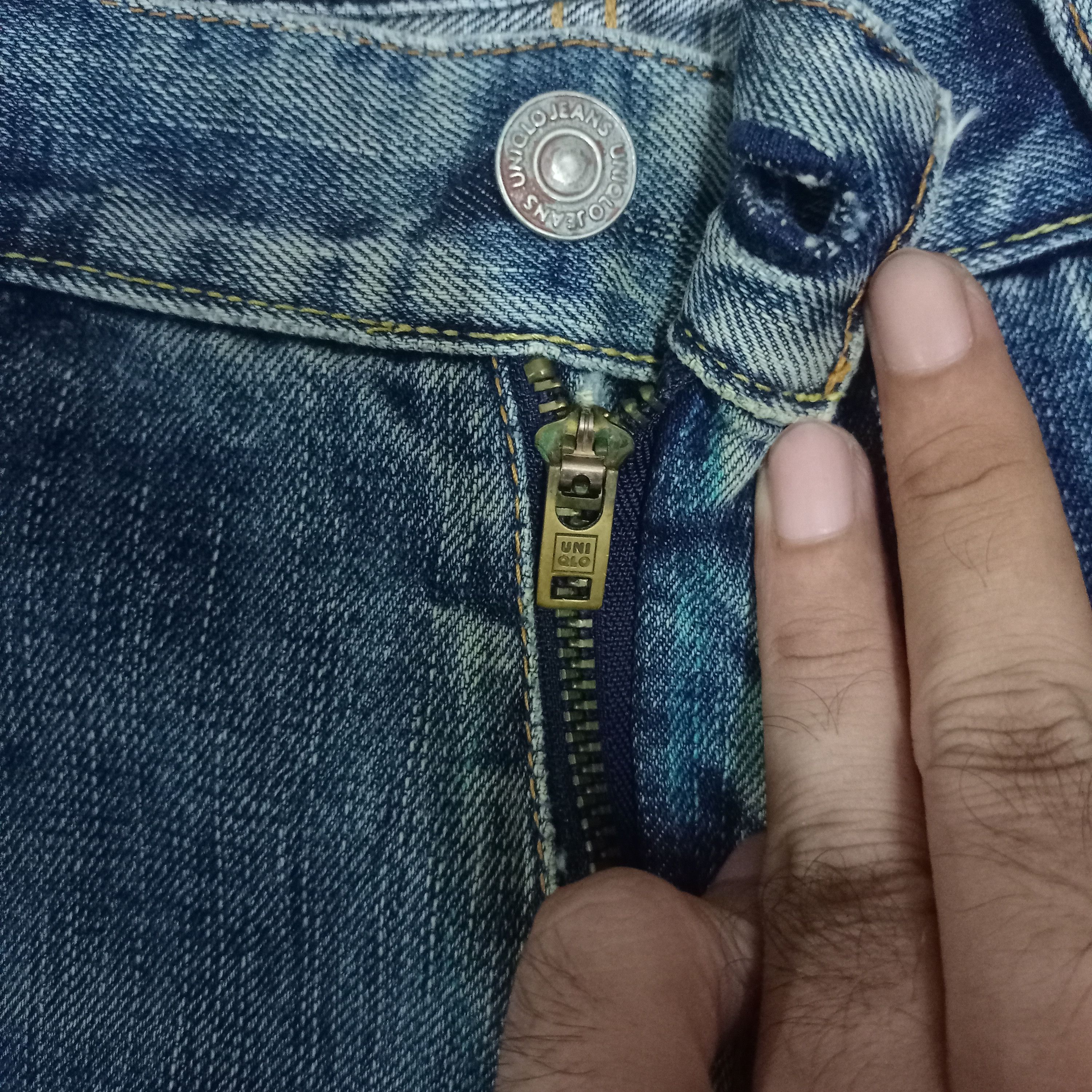 Japanese Brand × Uniqlo S002 Vintage Uniqlo Blue Wash Distressed Baggy Jeans Size US 34 / EU 50 - 3 Thumbnail