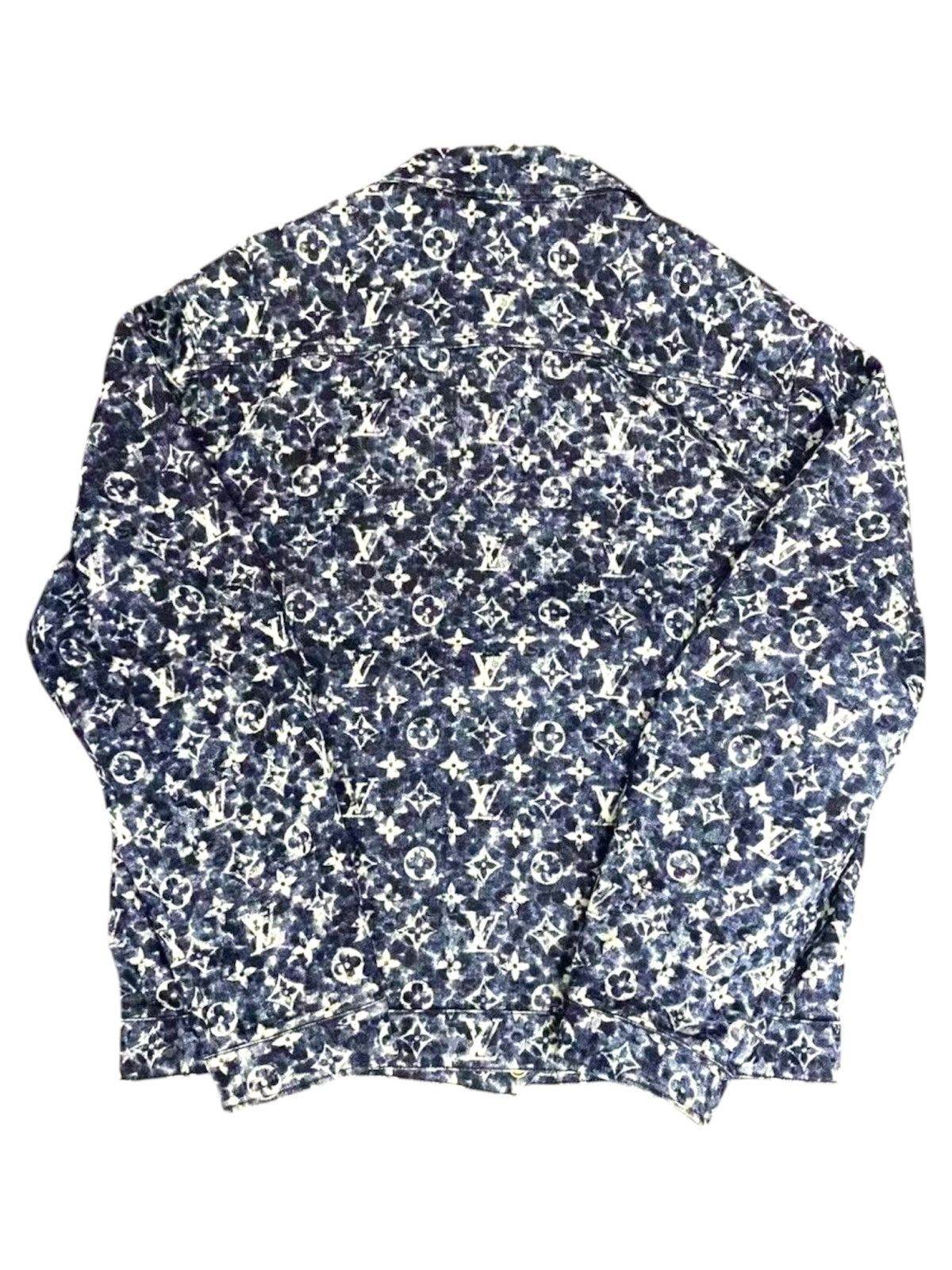 Louis Vuitton Louis Vuitton 46 Monogram Denim Workwear Jacket Washed Blue Size US S / EU 44-46 / 1 - 2 Thumbnail