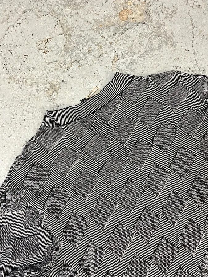 Emporio Armani 2000s Emporio Armani Grey Geometrical Henley Longsleeves Size US S / EU 44-46 / 1 - 6 Thumbnail