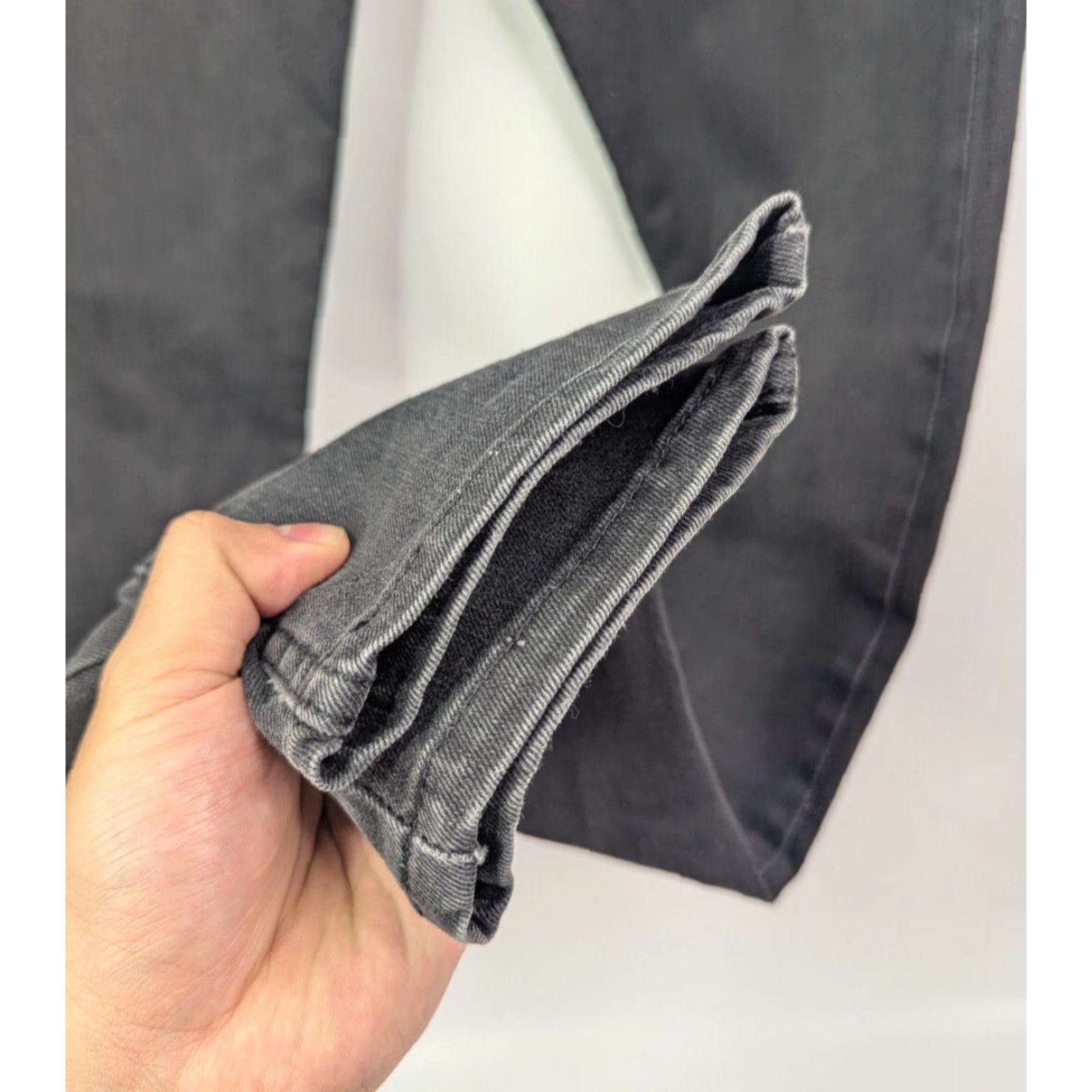 Levi's Levi’s Levi's 512 Jeans Mens Size 30x32 Black Slim Fit Taper Leg Denim Pants Jeans Size US 30 / EU 46 - 3 Thumbnail