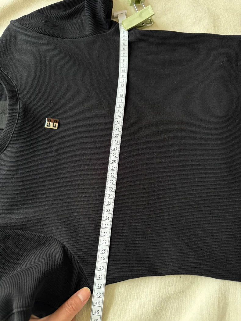 Givenchy Givenchy Short-sleeved shirt, classic style T-shirt with n Size US M / EU 48-50 / 2 - 4 Thumbnail