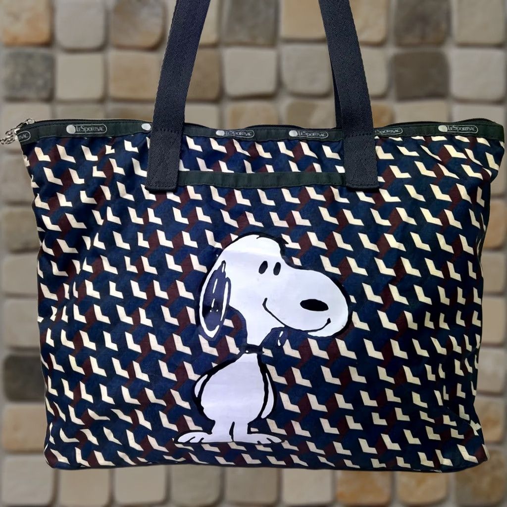 LeSportsac LeSportsac x SNOOPY Tote Bag Large Black Nylon Used Tote Women's Large Black Nylon LeSportsac x SNOOPY Tote Bag Size ONE SIZE - 1 Thumbnail