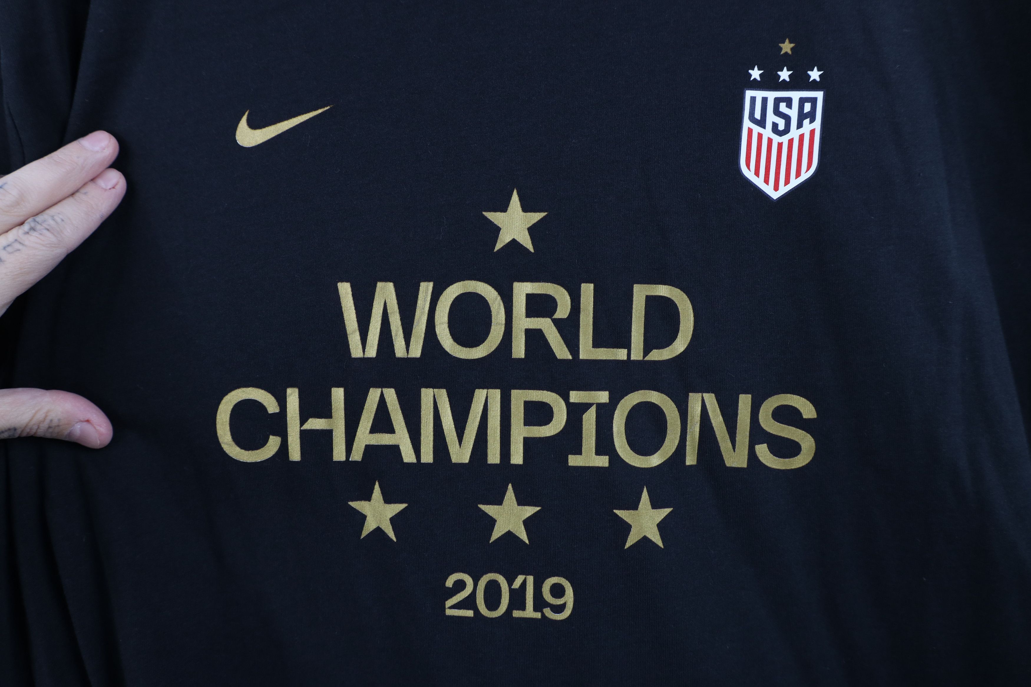 Nike Nike Champion USA National Team Soccer T-Shirt USWNT Black Size XXL / US 16-18 / IT 52-54 - 4 Thumbnail