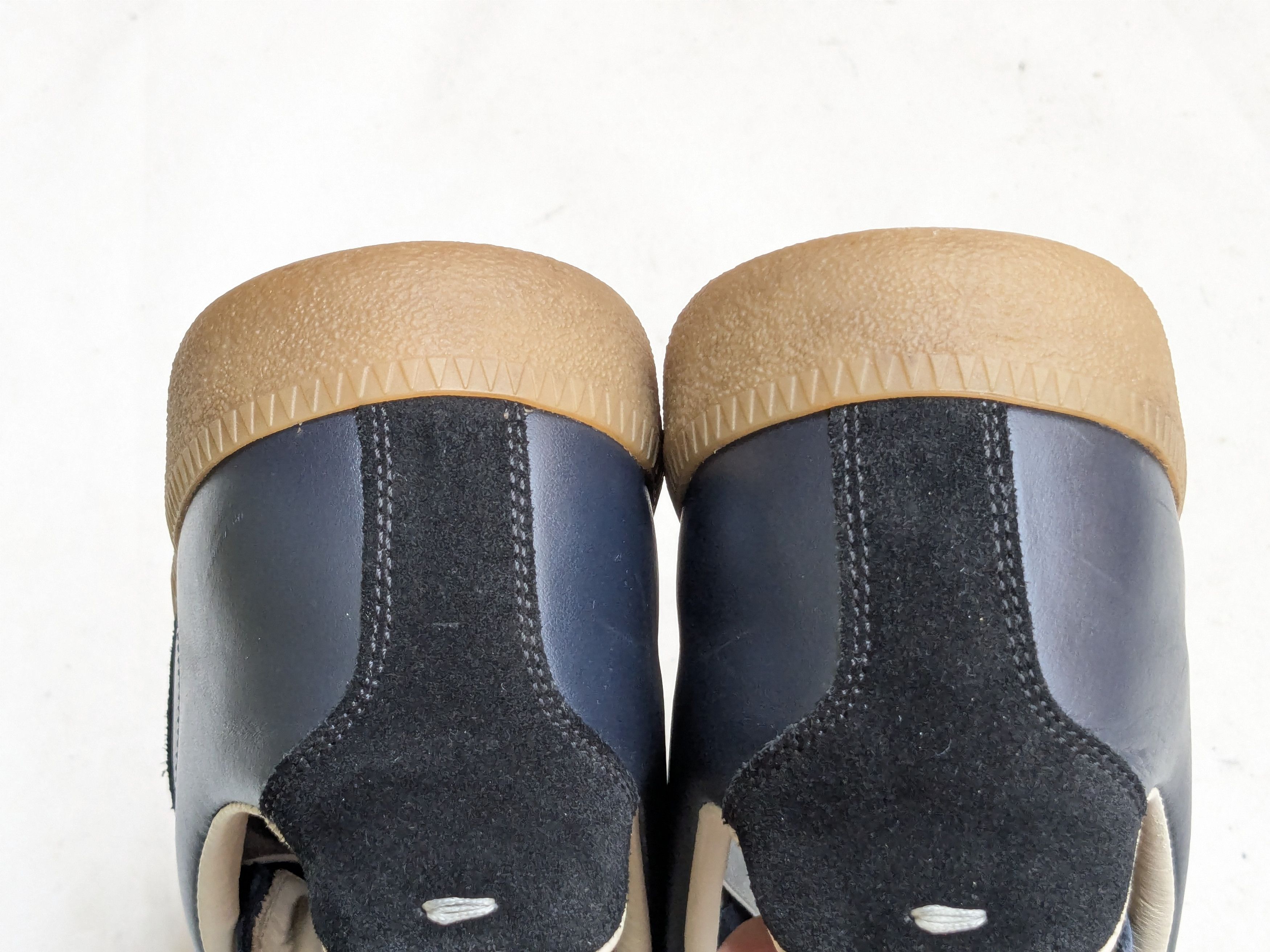 Maison Margiela Maison Margiela Replica GAT Navy Blue 10 43 Low Tops Size US 10 / EU 43 - 16 Thumbnail