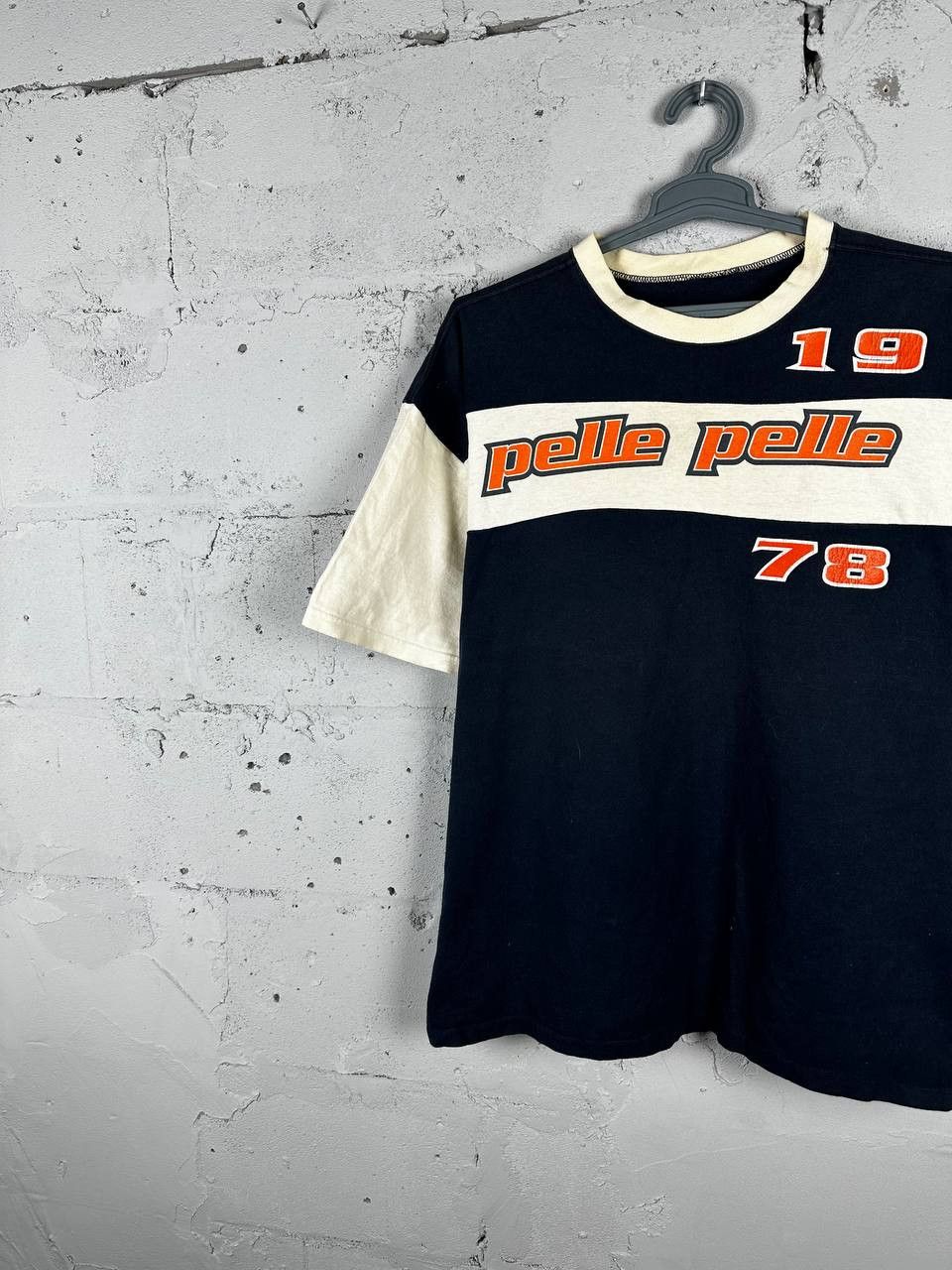 Pelle Pelle Vintage Pelle Pelle By Mark Buchanan Rap Logo T Shirt Size US XL / EU 56 / 4 - 2 Thumbnail