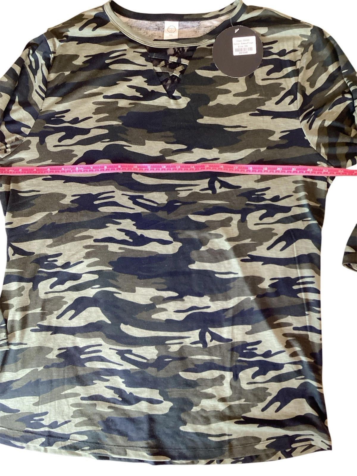 Designer Sunshine & Rodeo Camaflage Top 3XL Size 3XL / US 20-22 - 2 Thumbnail