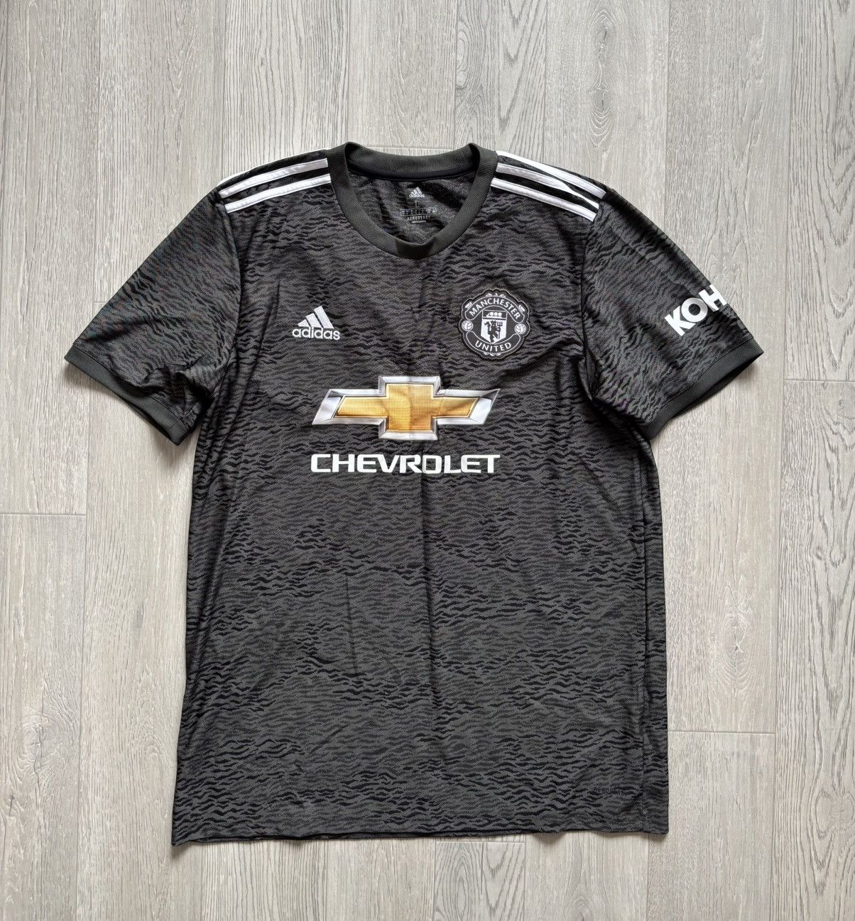 Vintage Adidas Vintage Manchester United Chevrolet Soccer Jersey Size US L / EU 52-54 / 3 - 1 Thumbnail
