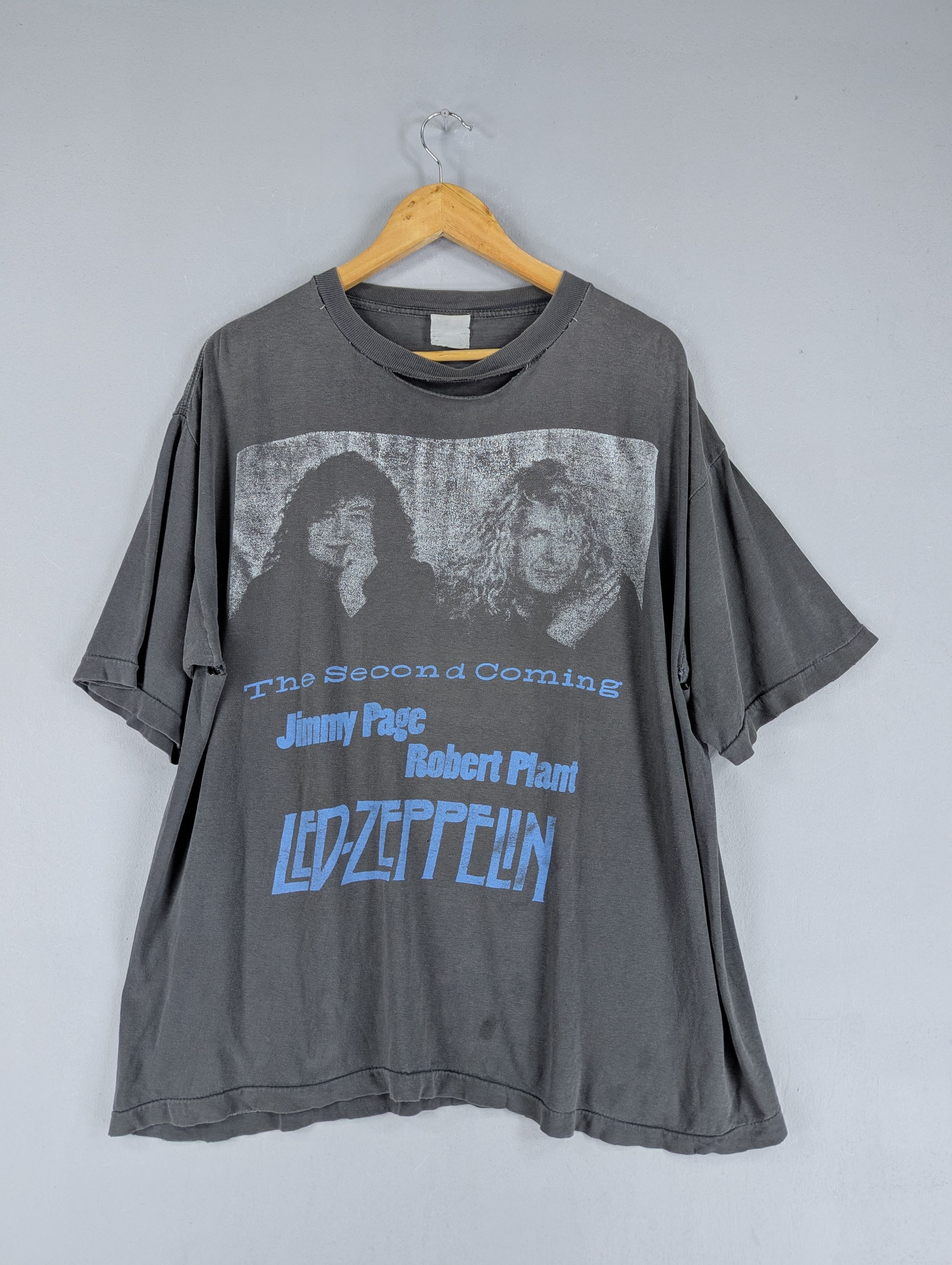 Band Tees 90s THRASHED Led Zeppelin Jimmy Page Robert Plant Band Tee Size US L / EU 52-54 / 3 - 1 Thumbnail