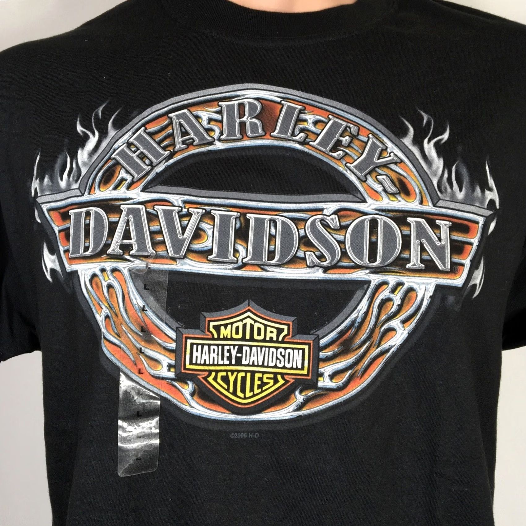 Harley Davidson VINTAGE Harley Davidson Motorcycles Downtown Seattle, WA T-Shirt Sz L Black Flames NWT Size US L / EU 52-54 / 3 - 3 Thumbnail