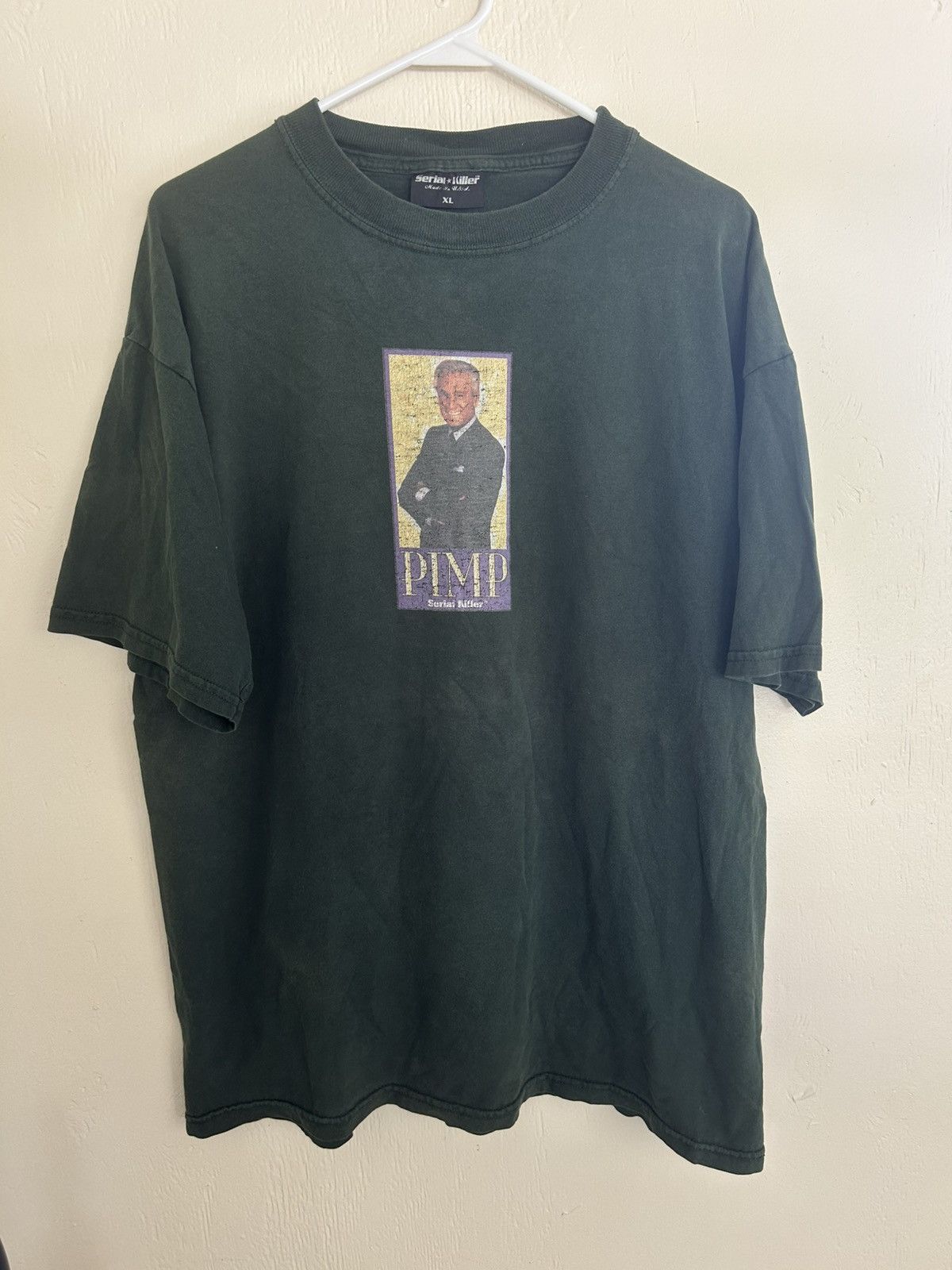 Vintage Vintage Serial Killer Bob Barker ‘Pimp’ T-shirt Size US XL / EU 56 / 4 - 2 Thumbnail