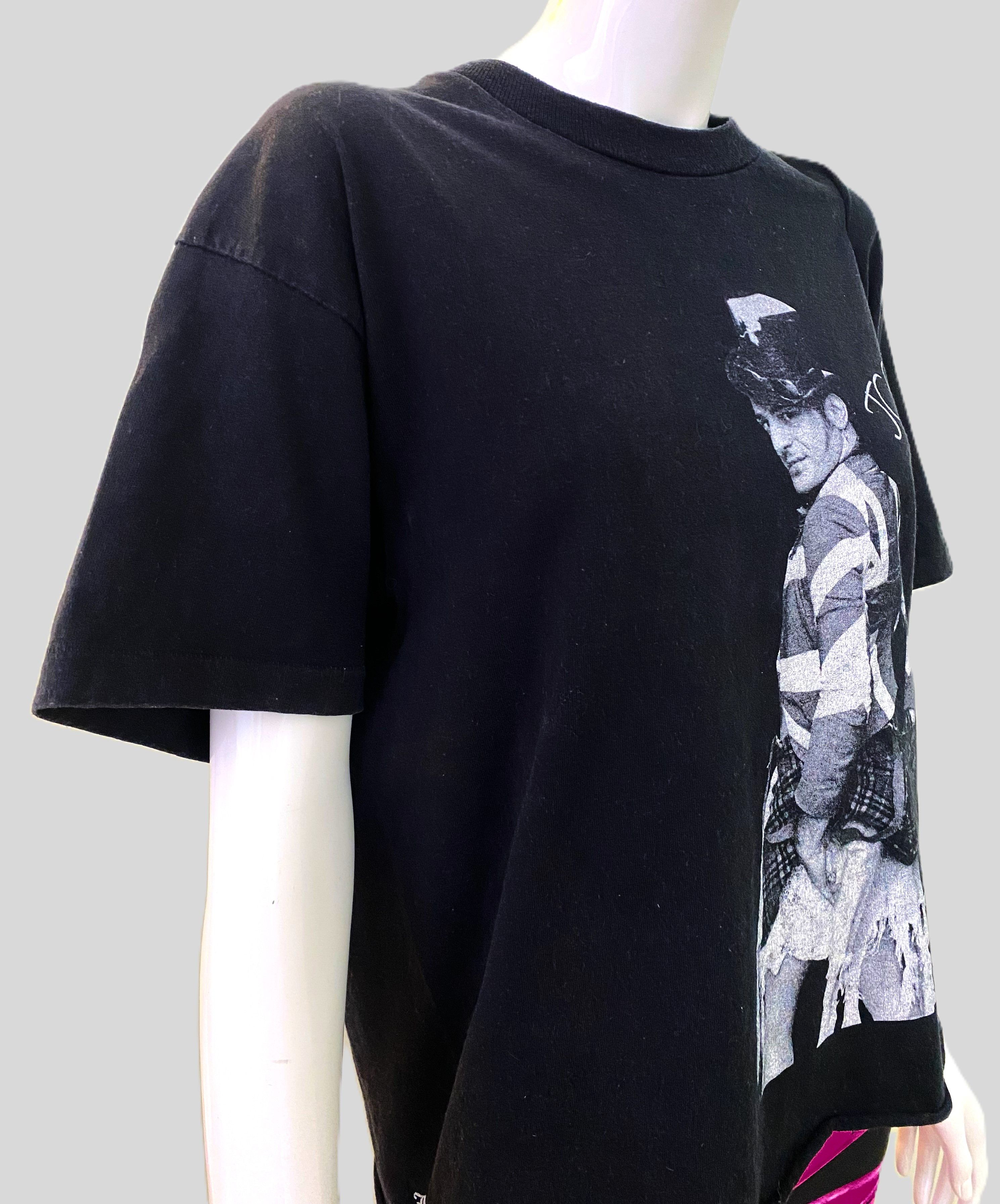 John Galliano John Galliano London 90s Gazette Tee T-shirt Shirt Top Size L / US 10 / IT 46 - 6 Thumbnail