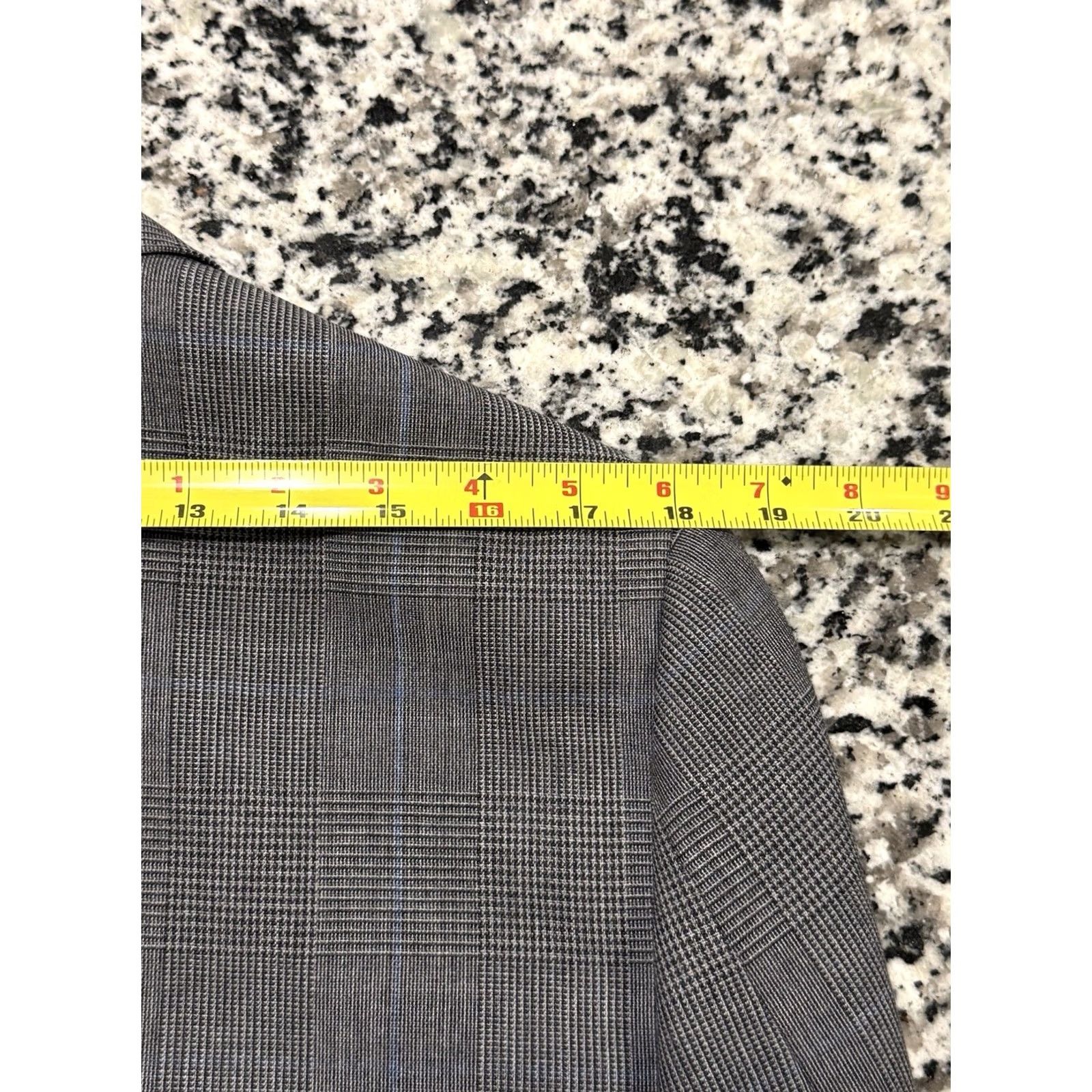 J.Crew J. Crew Blazer Mens Wool Tollegno 1900 Italian Fabric Notch Lined Double-Vented Gray Plaid 40 Regular Travel Holiday Christmas Blazer Size 40R - 6 Thumbnail