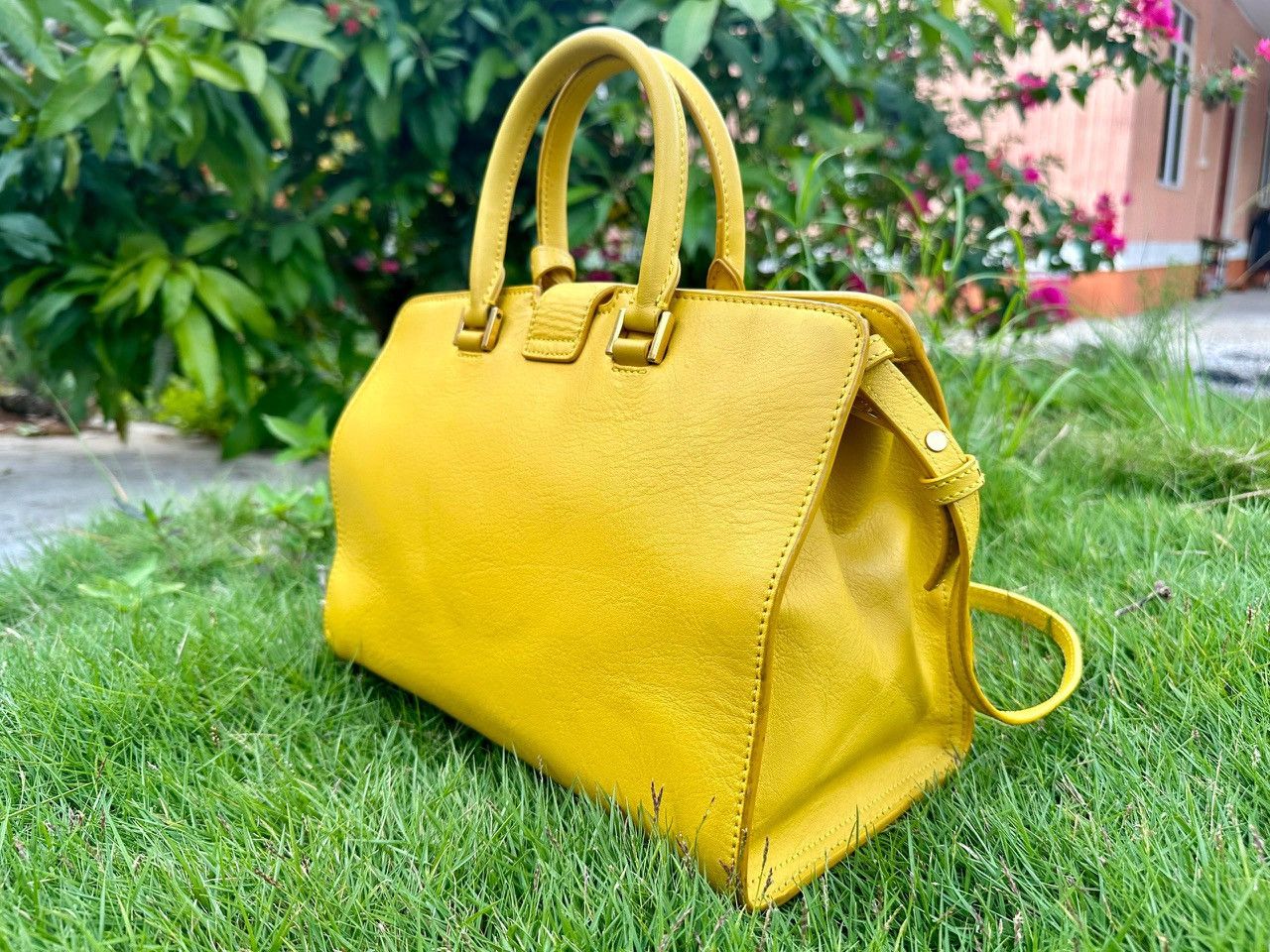 Yves Saint Laurent Authentic Yves Saint Laurent Smooth Small Y Cabas Tote Bag Size ONE SIZE - 2 Thumbnail