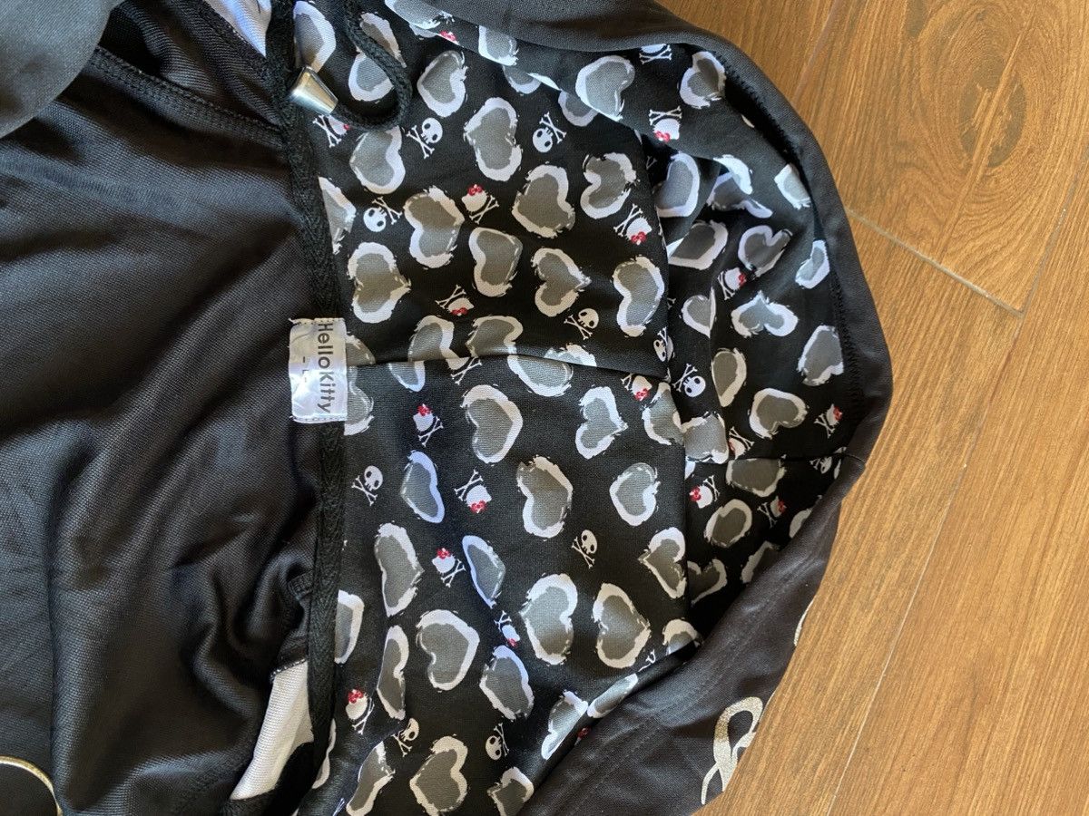 Anime × If Six Was Nine × Japanese Brand Vintage 90' Hello Kitty Big Logo Hoodies Sweater Size US L / EU 52-54 / 3 - 12 Thumbnail