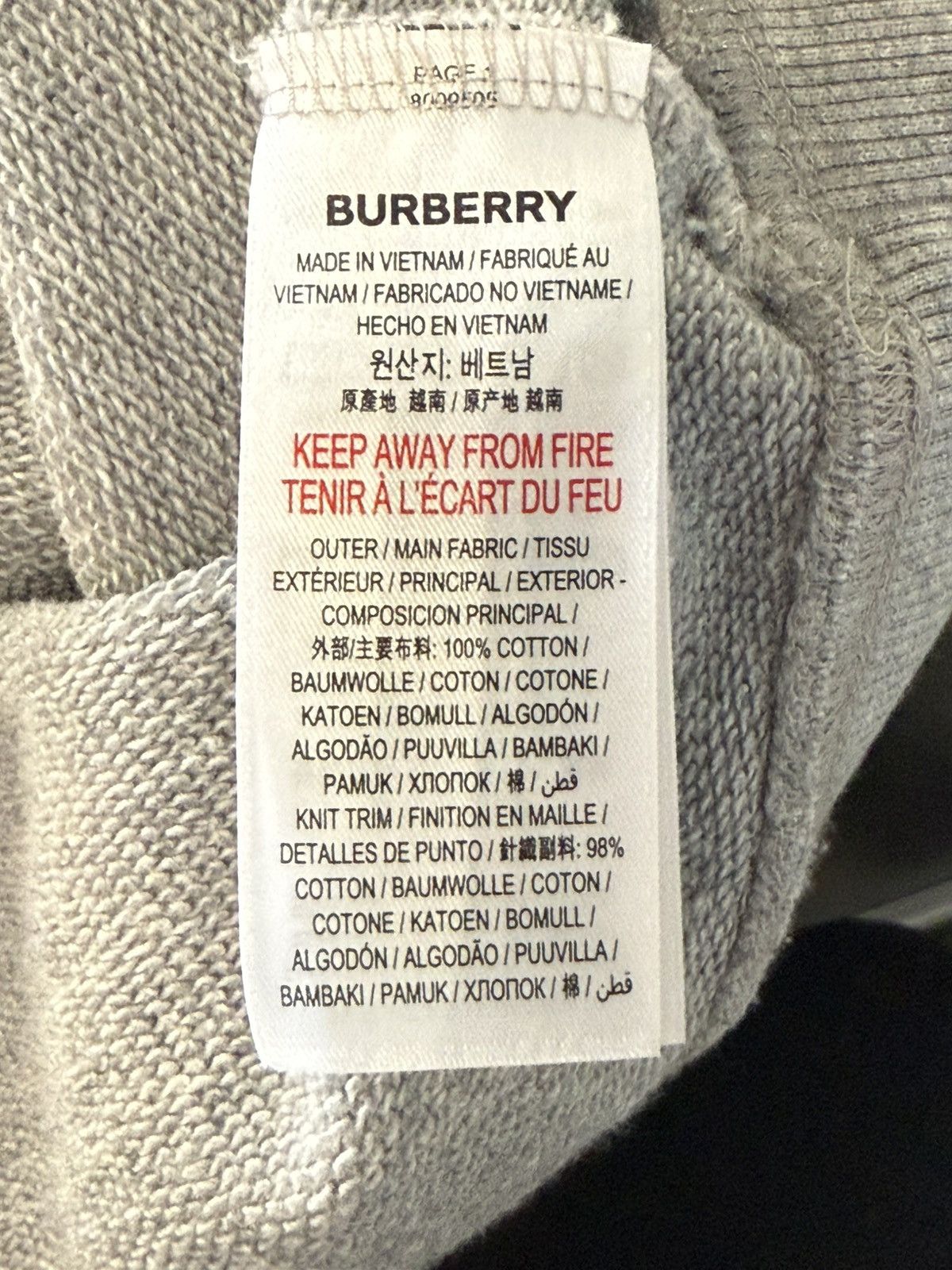 Burberry BURBERRY GREY CREWNECK SIZE L Size US L / EU 52-54 / 3 - 10 Thumbnail