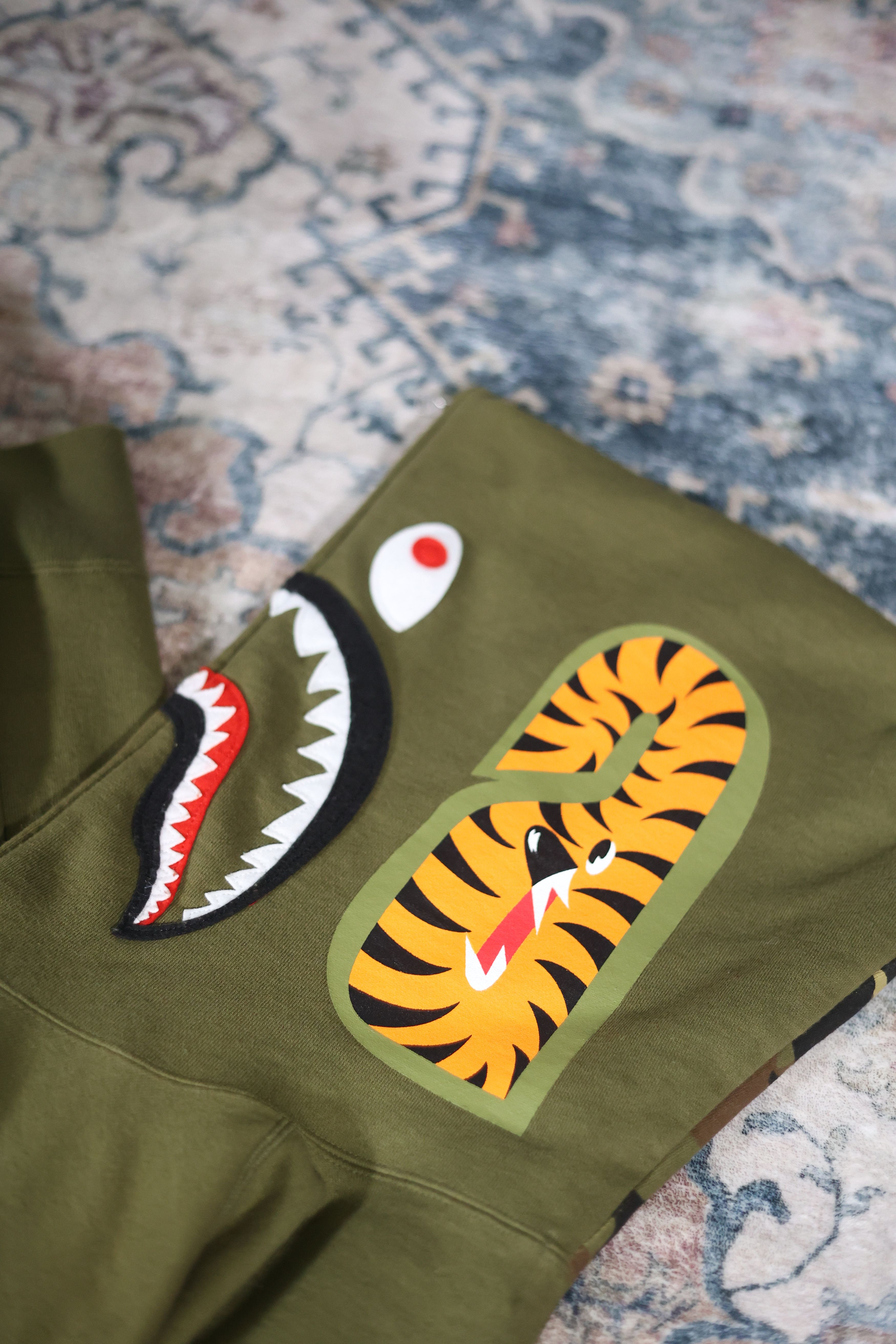 Bape Bape Hoodie Olive/Green Size US M / EU 48-50 / 2 - 3 Thumbnail