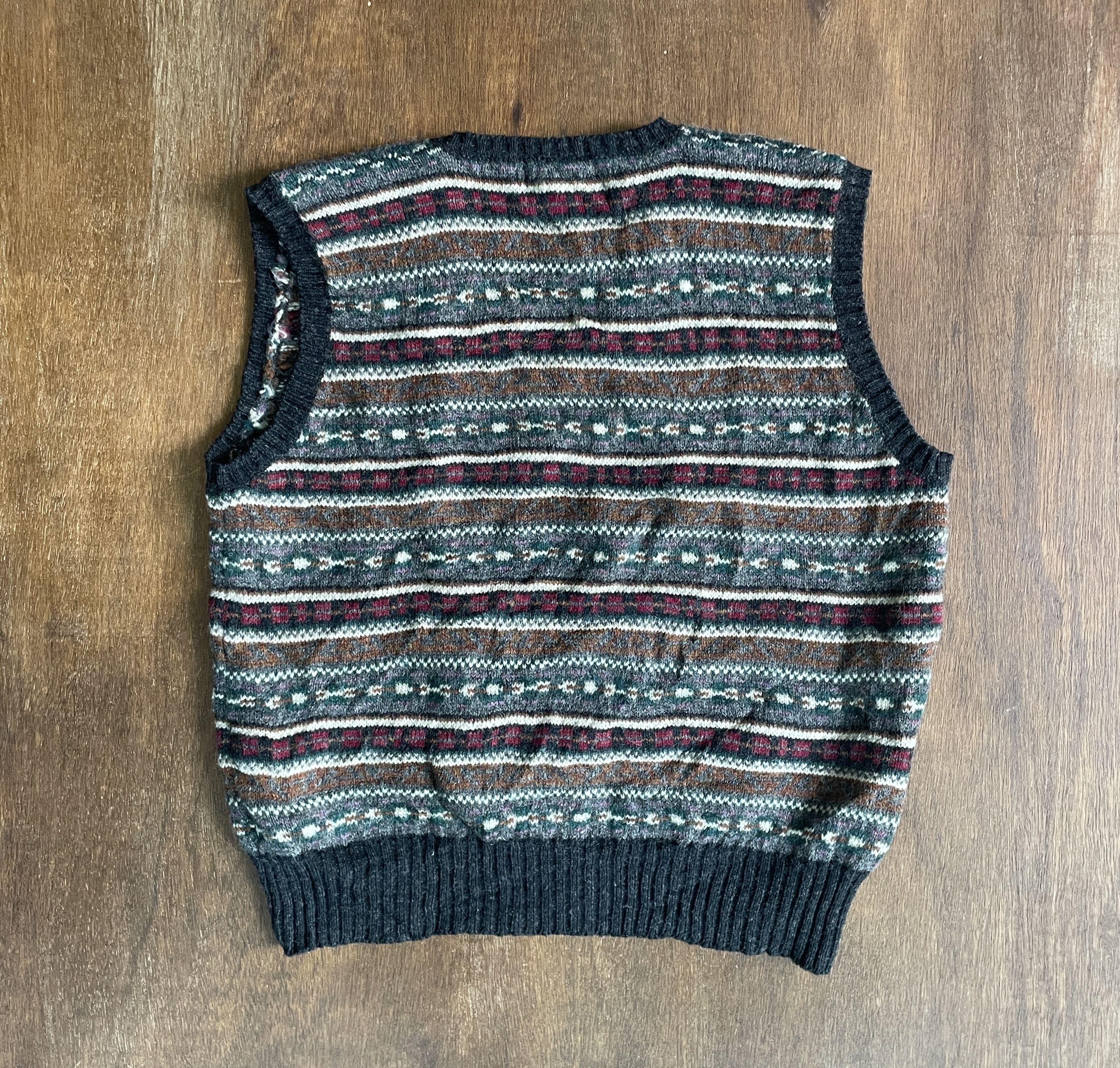 Ralph Lauren Ralph Lauren Fair Isle Knit Sweater Vest V-Neck Vintage Size US L / EU 52-54 / 3 - 6 Thumbnail