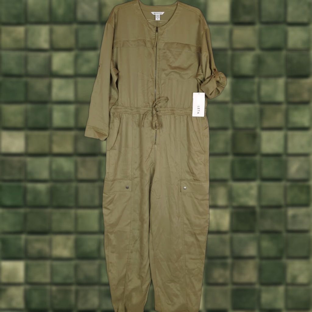 Athleta Athleta Jumpsuit Green XL Crew Neck Zip Pockets 100% TENCEL™ Lyocell Women Gorpcore Athleisure Travel Casual Solid Size 40" / US 18 - 1 Thumbnail