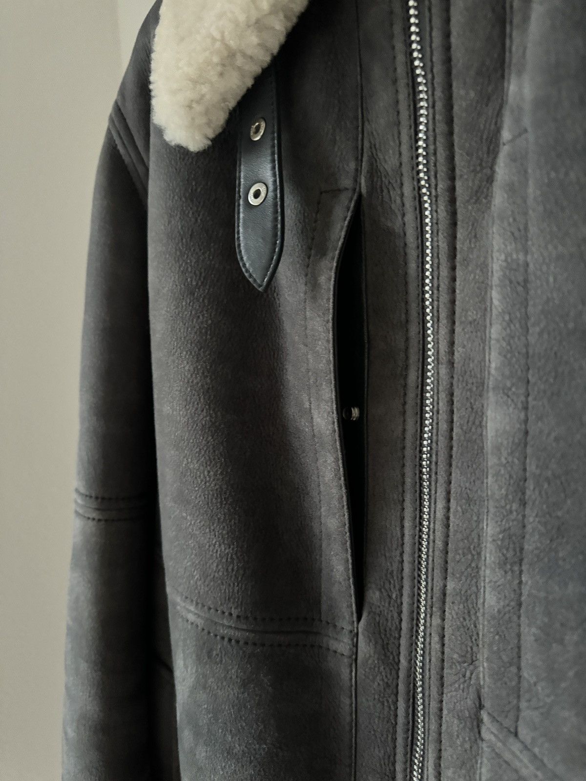 Dior Shearling Parka $ 9.000,00 lambskin suede Size US M / EU 48-50 / 2 - 11 Thumbnail