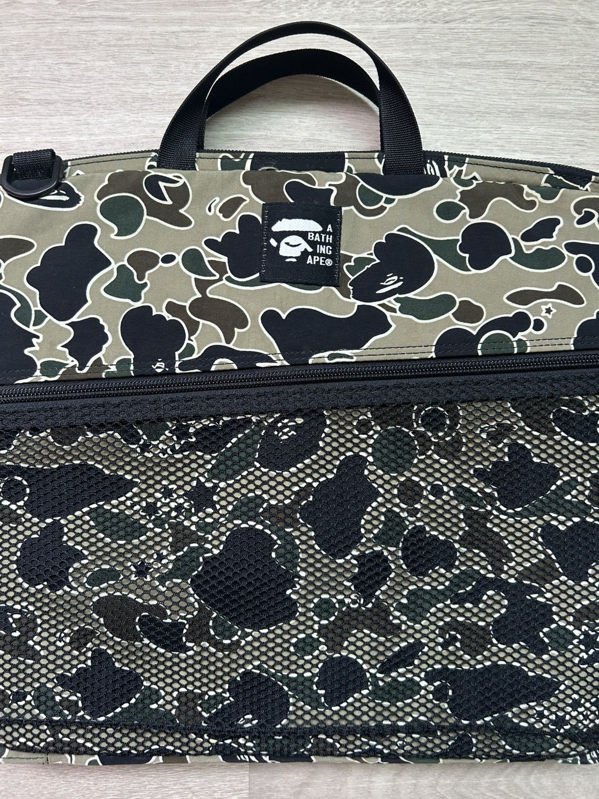 Bape 2001 BAPE Psyche camo PC Case Bag Size ONE SIZE - 4 Thumbnail